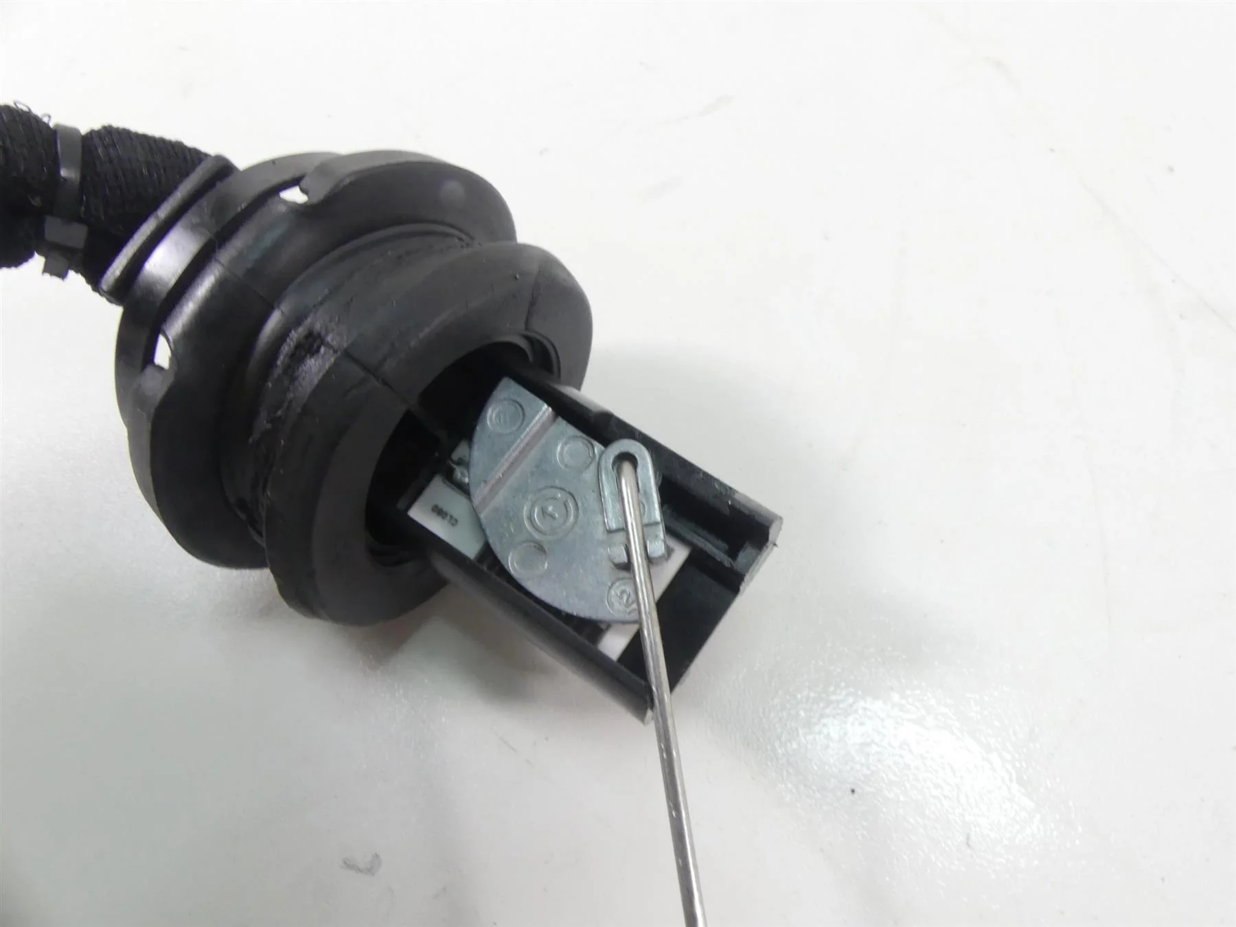 2012 Ski-Doo Summit X 800R Etec Fuel Pump & Level Sender Set - Read 513033643 - Image 8