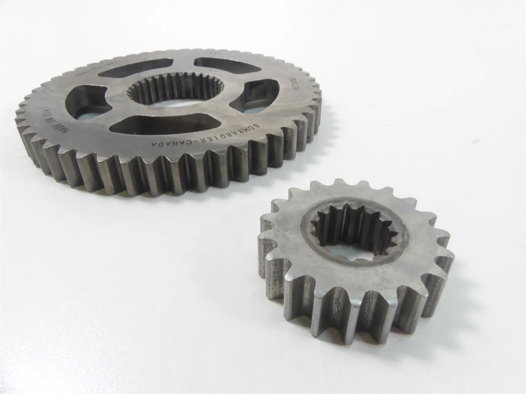 2012 Ski-Doo Summit X 800R Etec Primary Drive Chain Case Gear Set 504152917 - Image 8