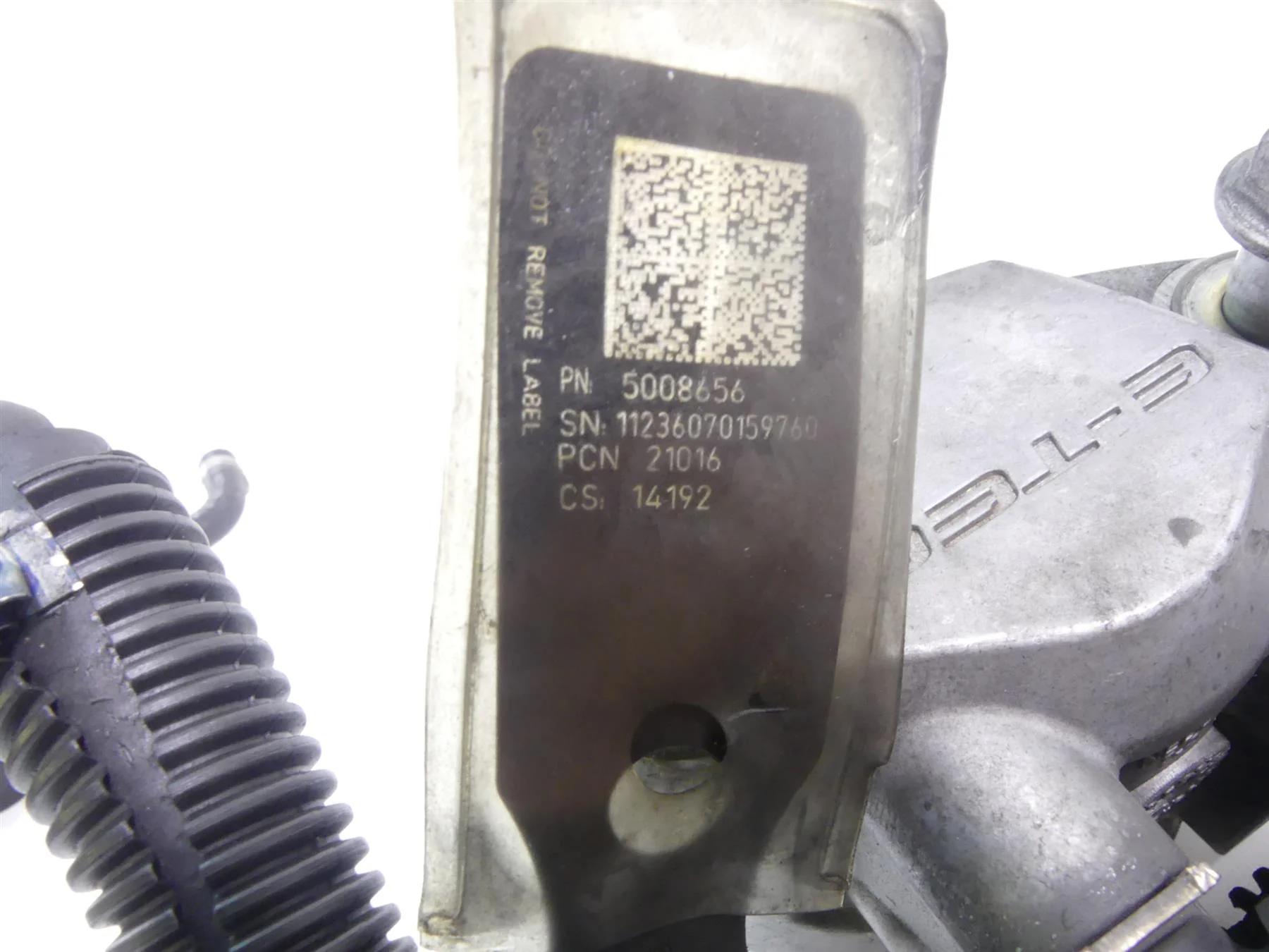 2012 Ski-Doo Summit X 800R Etec Upper Fuel Injector Set 512060728 512061054 - Image 9