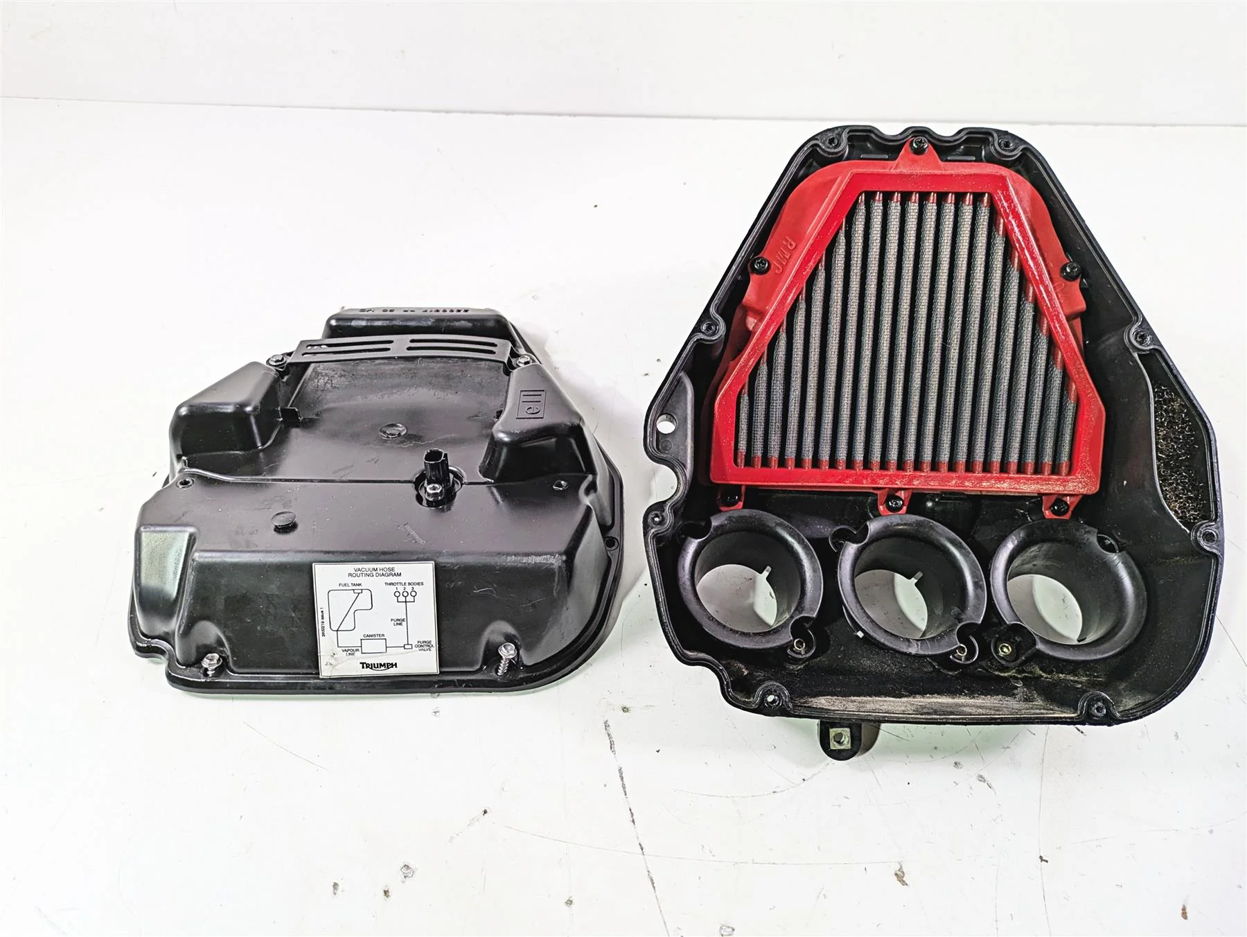 2012 Triumph Dayton 675 Air Box Cleaner Breather Filter T2200501