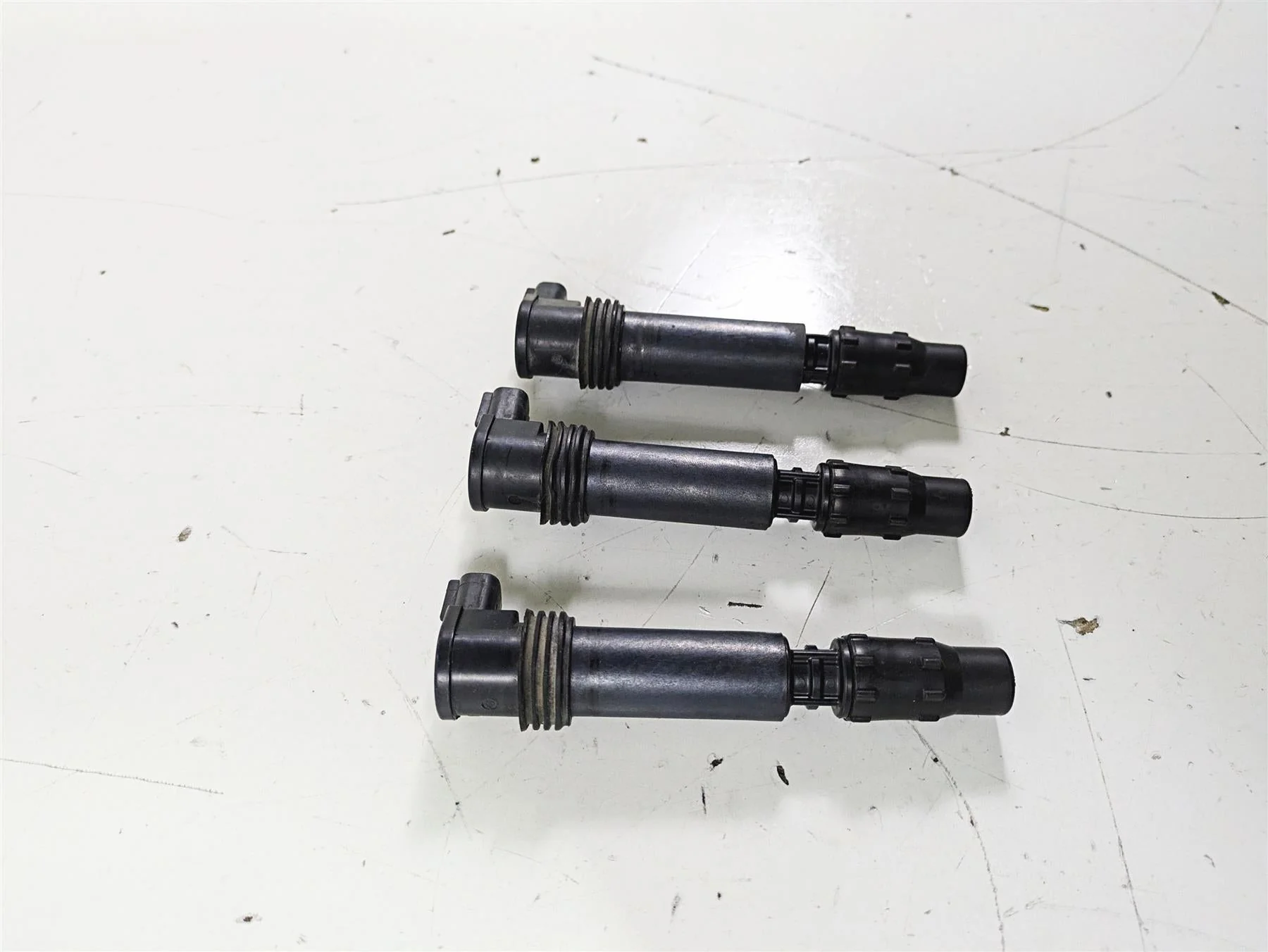 2012 Triumph Daytona 675 Denso Ignition Coil Stick Coils Set T1291502 - Image 2