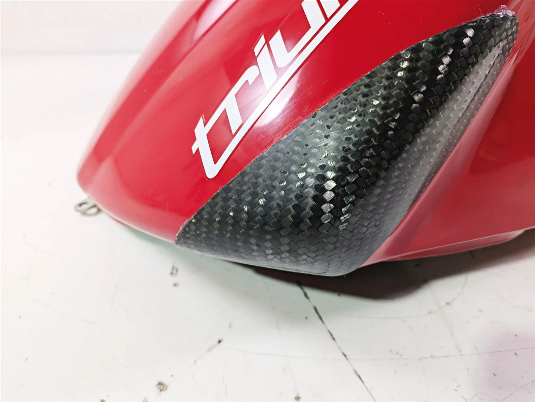 2012 Triumph Daytona 675 Fuel Gas Petrol Tank - No Dent T2401261 - Image 6