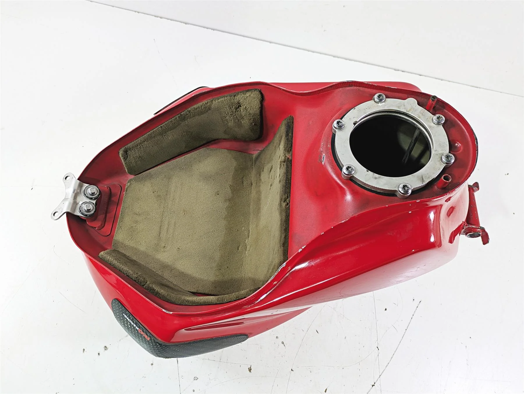 2012 Triumph Daytona 675 Fuel Gas Petrol Tank - No Dent T2401261 - Image 8