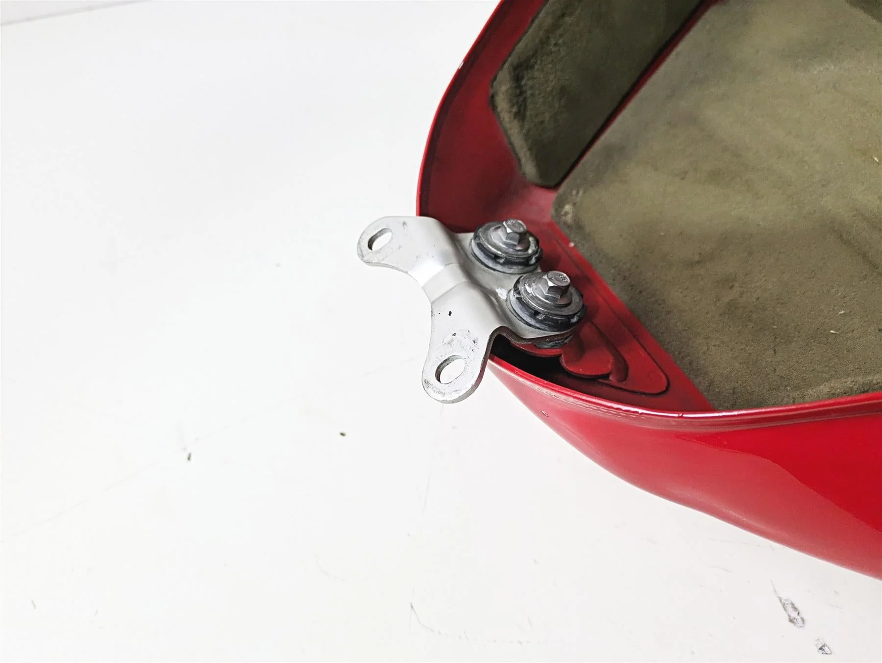 2012 Triumph Daytona 675 Fuel Gas Petrol Tank - No Dent T2401261 - Image 9