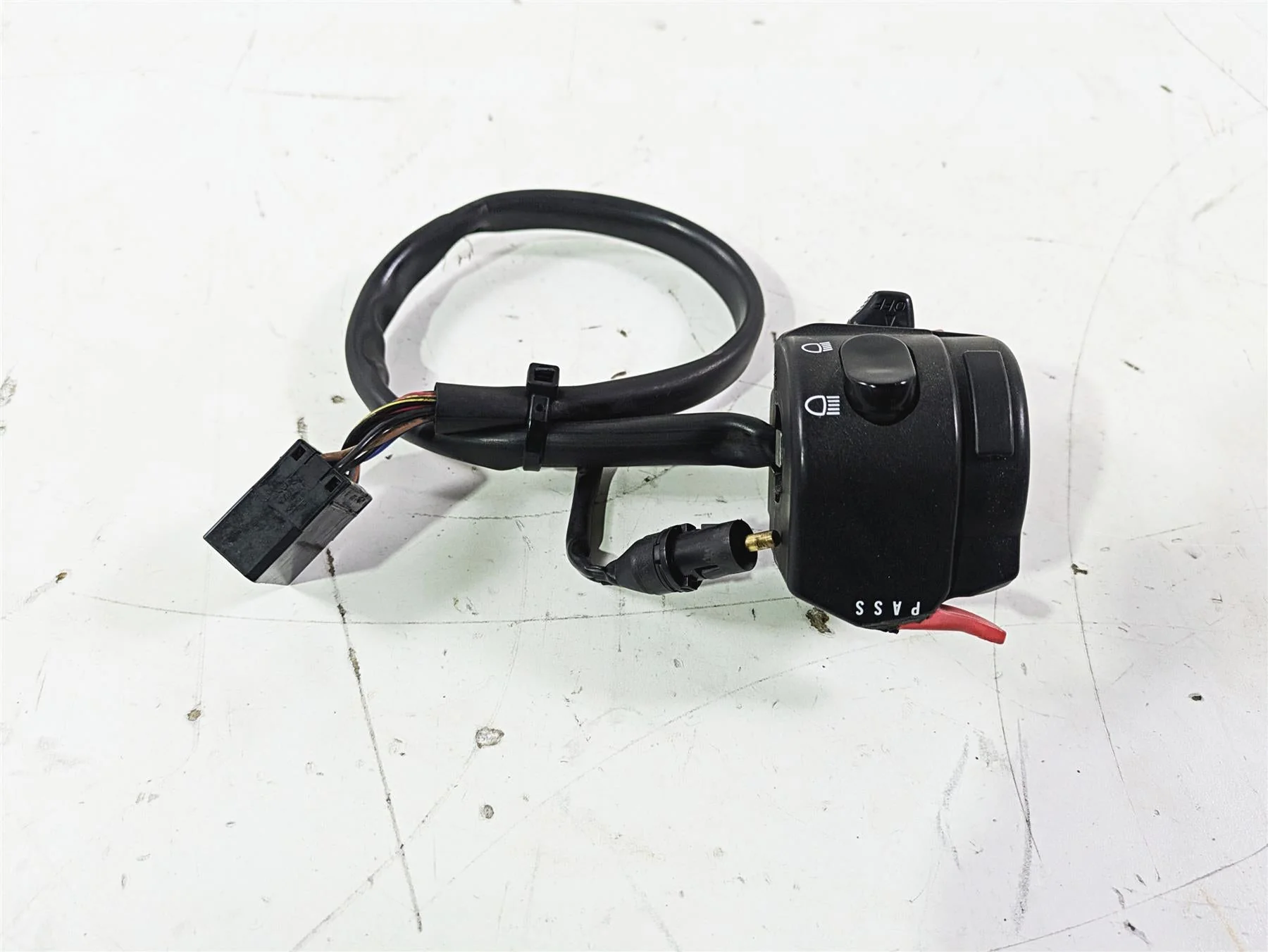 2012 Triumph Daytona 675 Left Hand Turn Signal Control Switch - Read T2040274 - Image 3