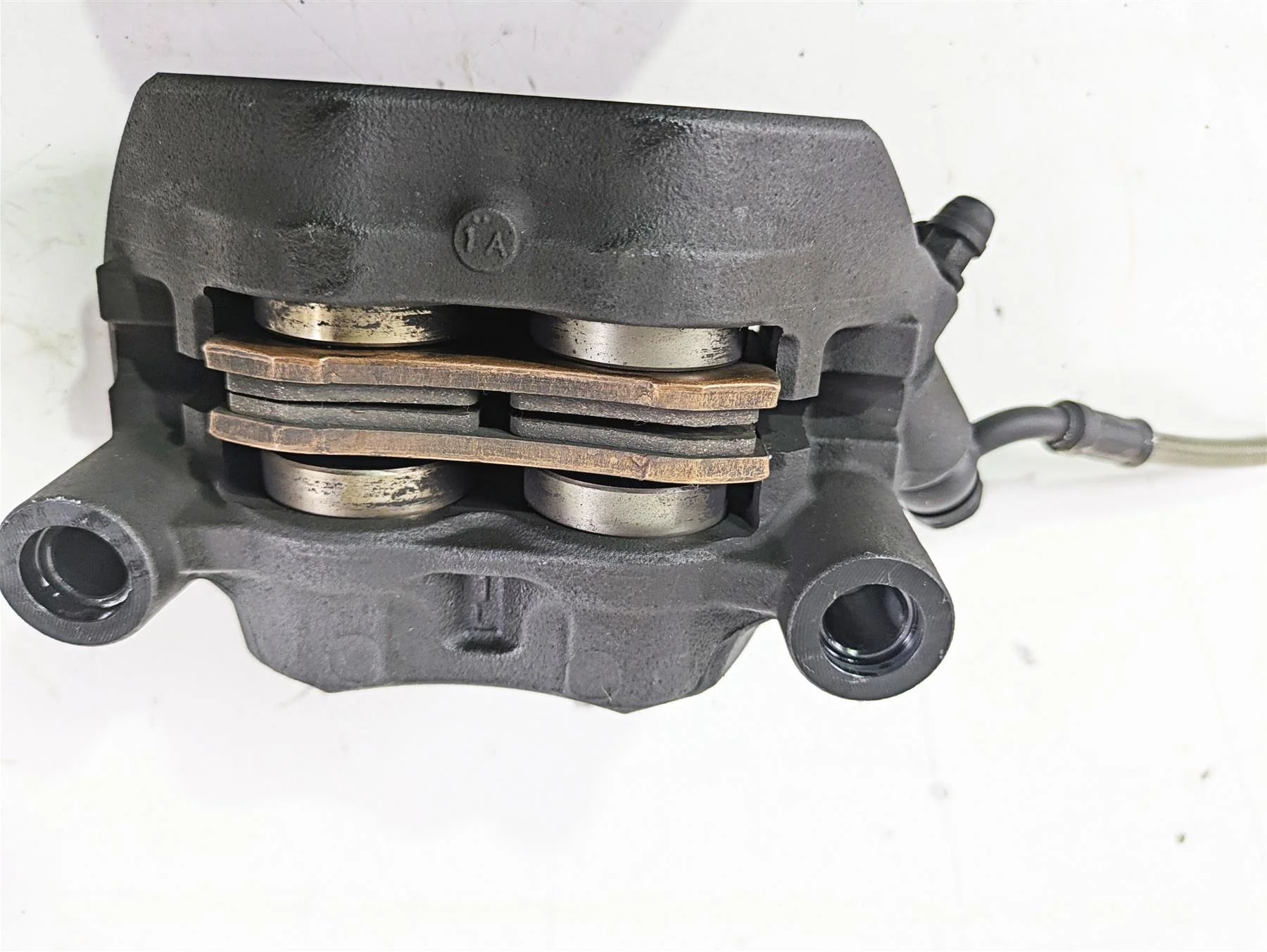 2012 Triumph Daytona 675 Nissin Front Brake Caliper 108mm Set T2021220 T2021230 - Image 8