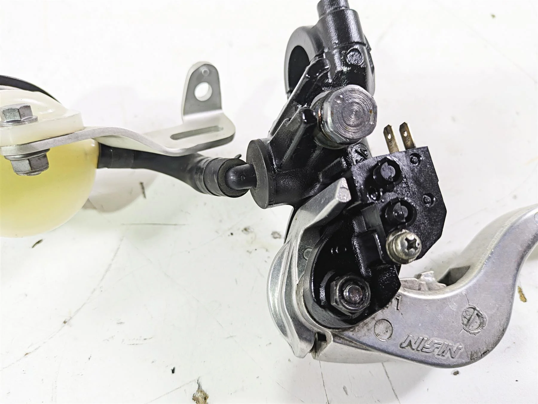 2012 Triumph Daytona 675 Nissin Front Brake Radial Master Cylinder T2024222 - Image 10