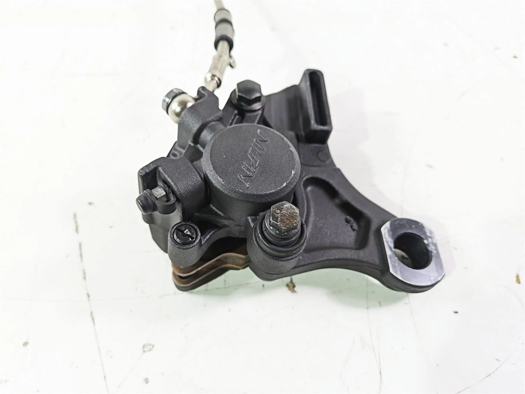 2012 Triumph Daytona 675 Nissin Rear Caliper + Line & Bracket T2021410 - Image 4