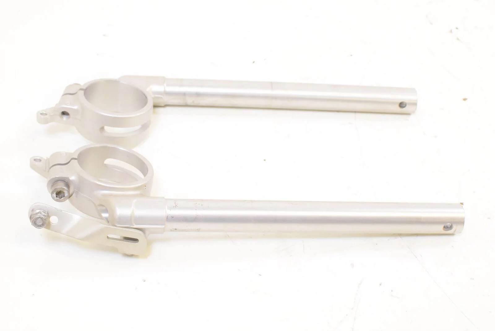 2012 Triumph Daytona 675 OEM Clip On Handlebar Handle Bar SET  T2049157 T2049158 - Image 6
