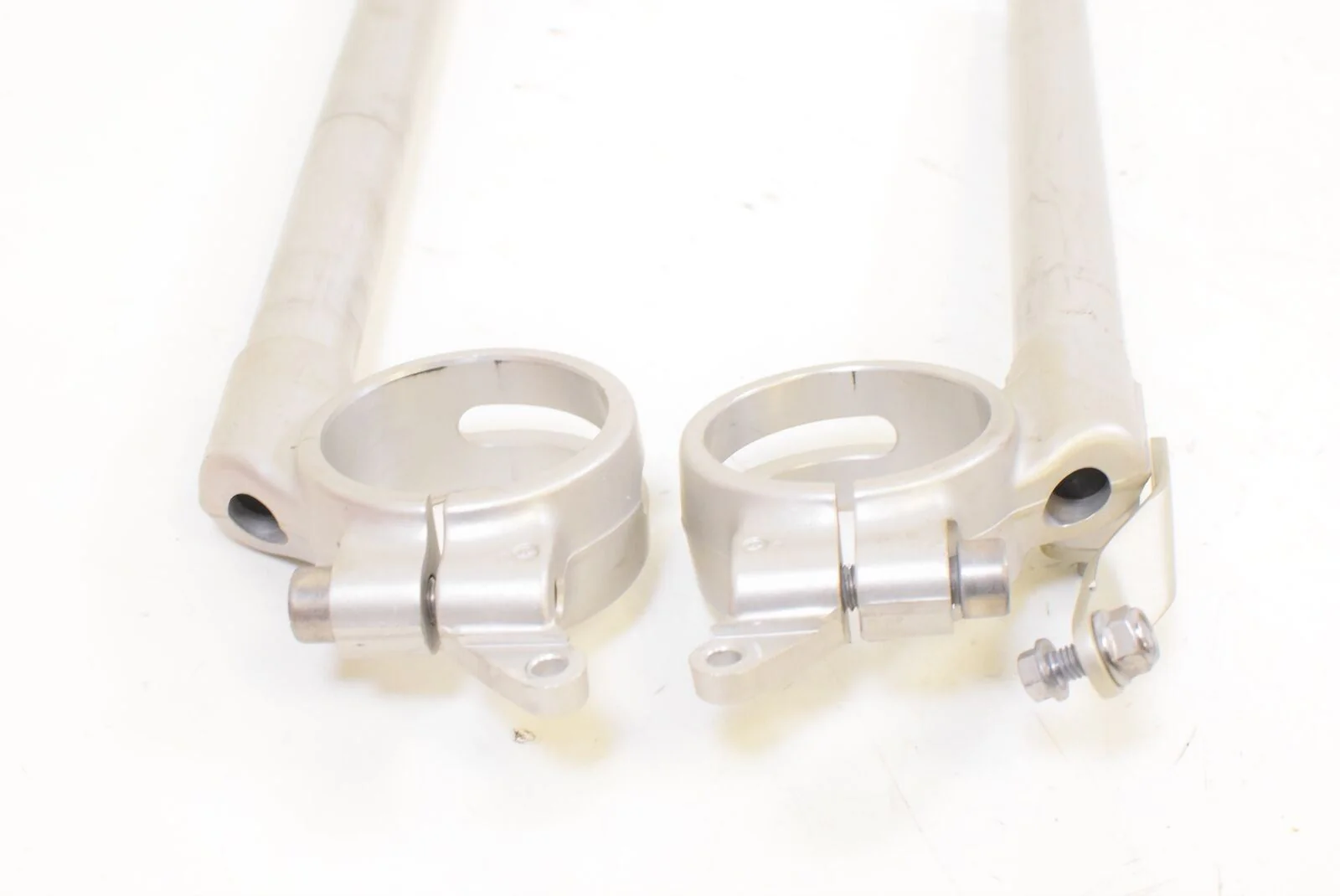 2012 Triumph Daytona 675 OEM Clip On Handlebar Handle Bar SET  T2049157 T2049158 - Image 7