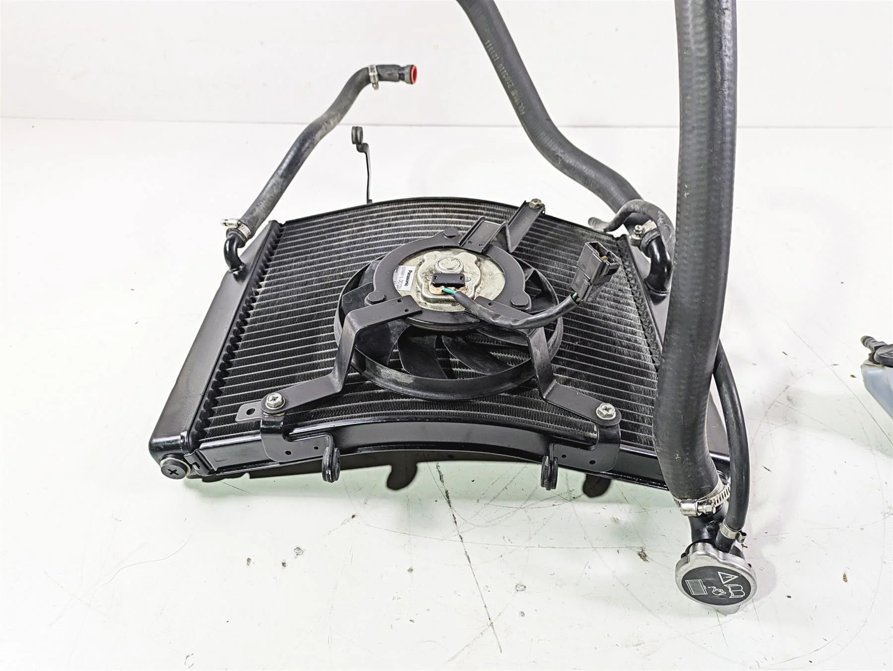 2012 Triumph Daytona 675 Radiator Fan Reservoir Hoses Set T2100072 - Image 6