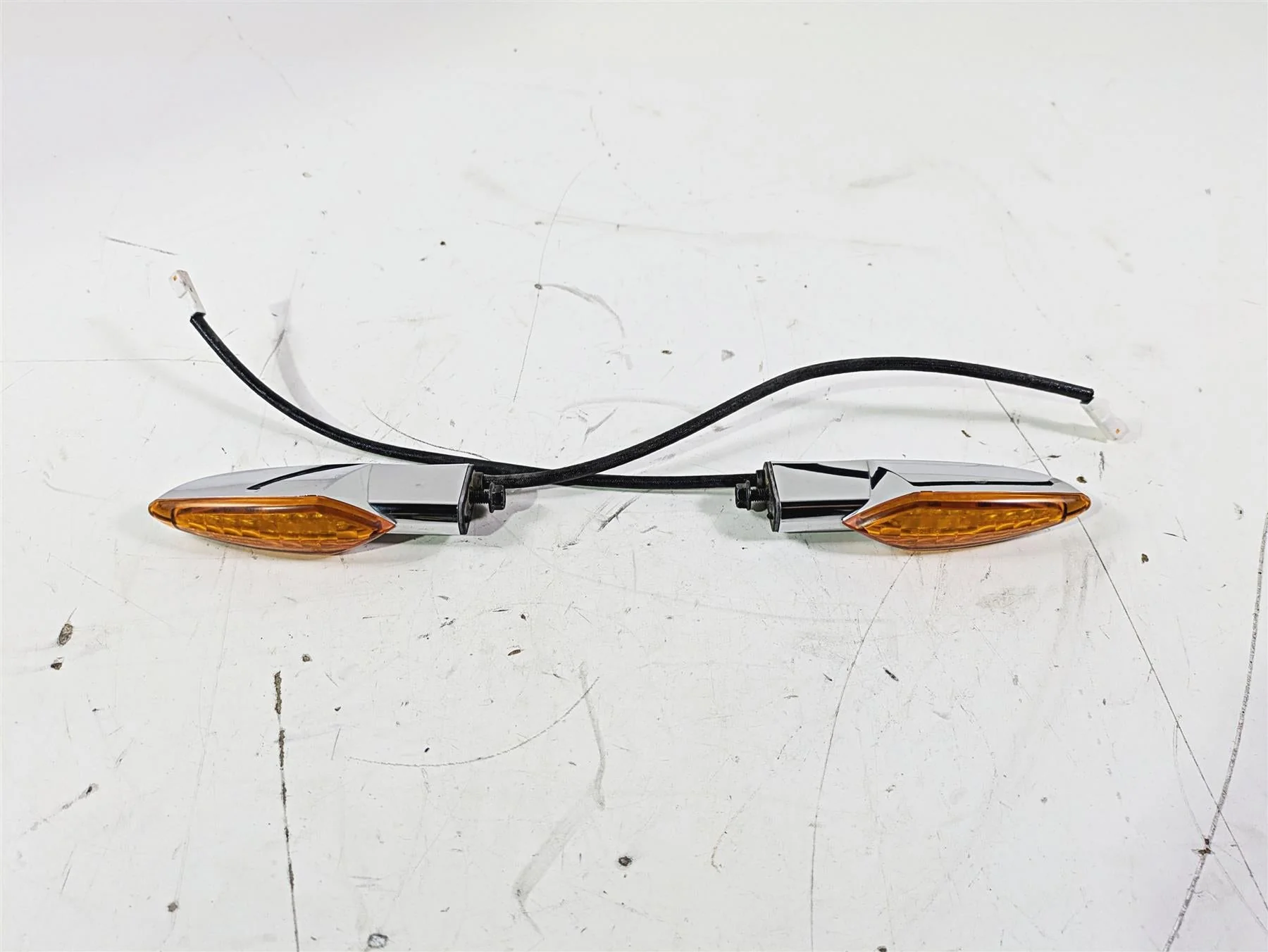 2012 Victory Cross Country Front Blinker Turn Signal Set 2411114