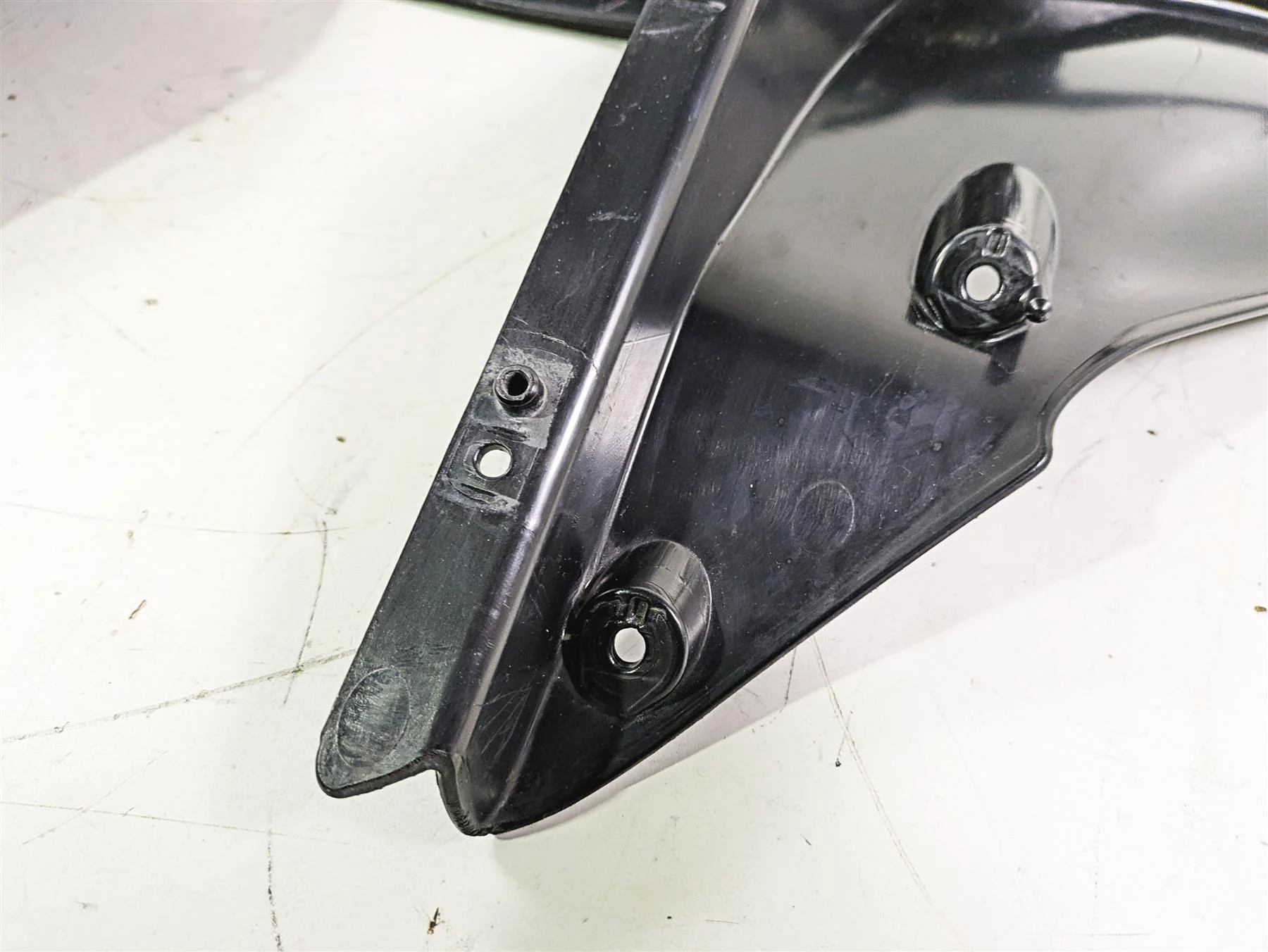 2012 Victory Cross Country Front Inner Nose Dash Fairing Cowl 5437066 - Image 9