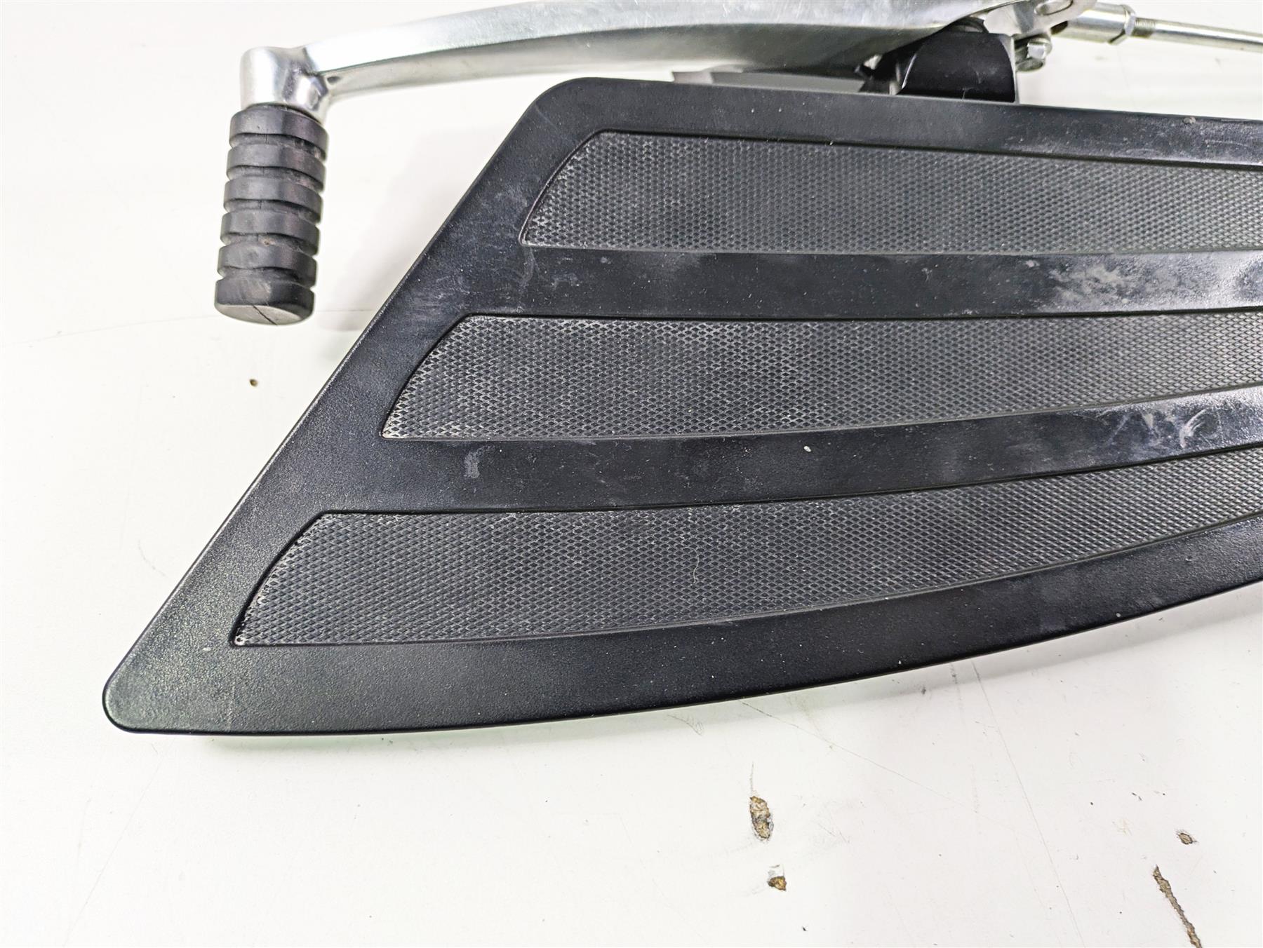 2012 Victory Cross Country Front Left Floorboard & Shift Lever 5135045 5137197 - Image 7
