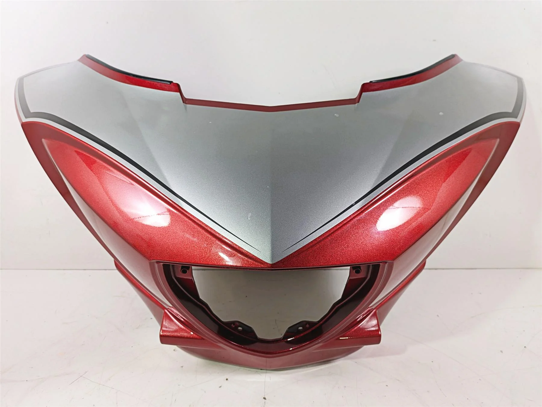 2012 Victory Cross Country Front Nose Outer Fairing Cover Cowl 5439275