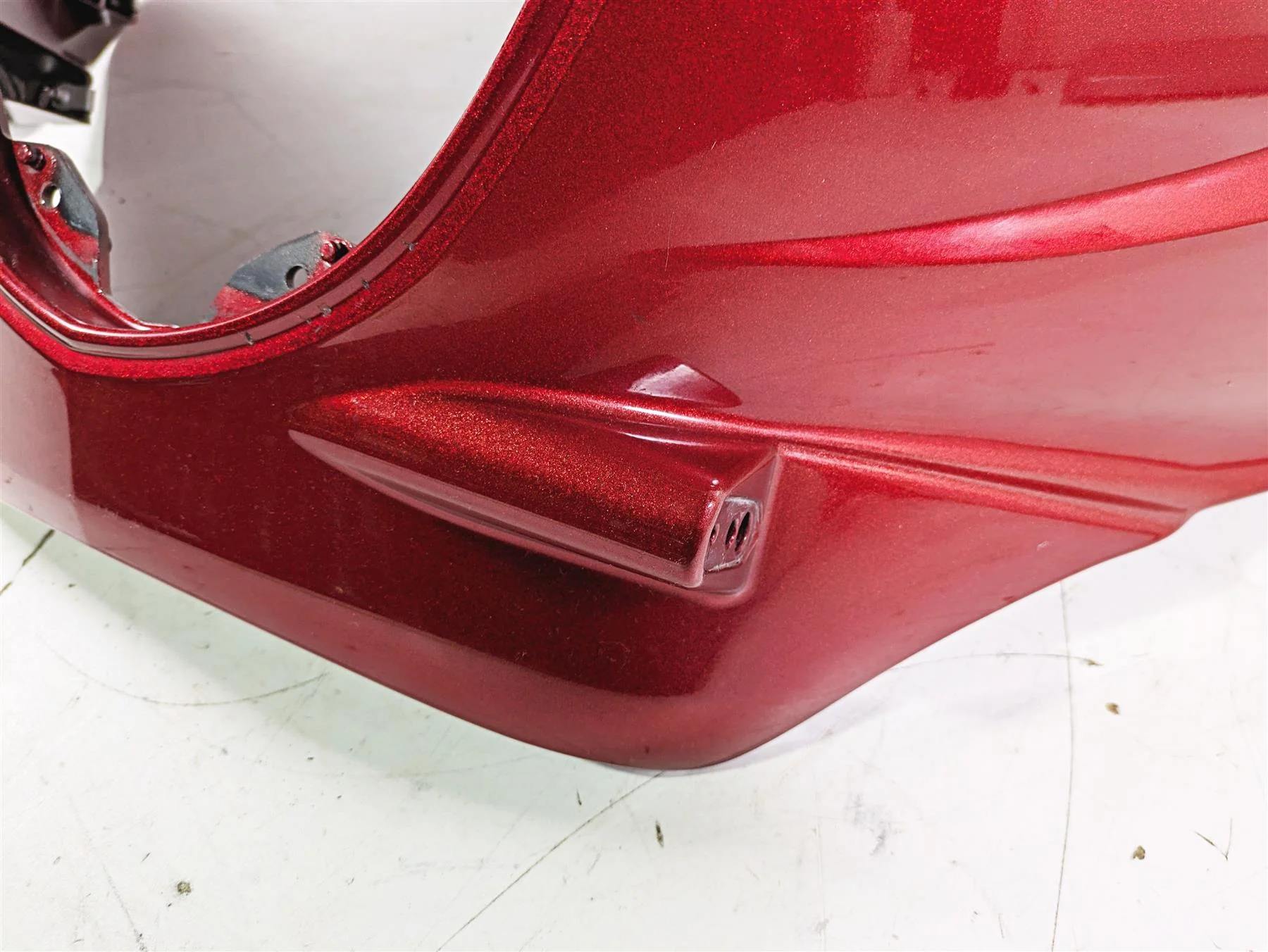 2012 Victory Cross Country Front Nose Outer Fairing Cover Cowl 5439275 - Image 12