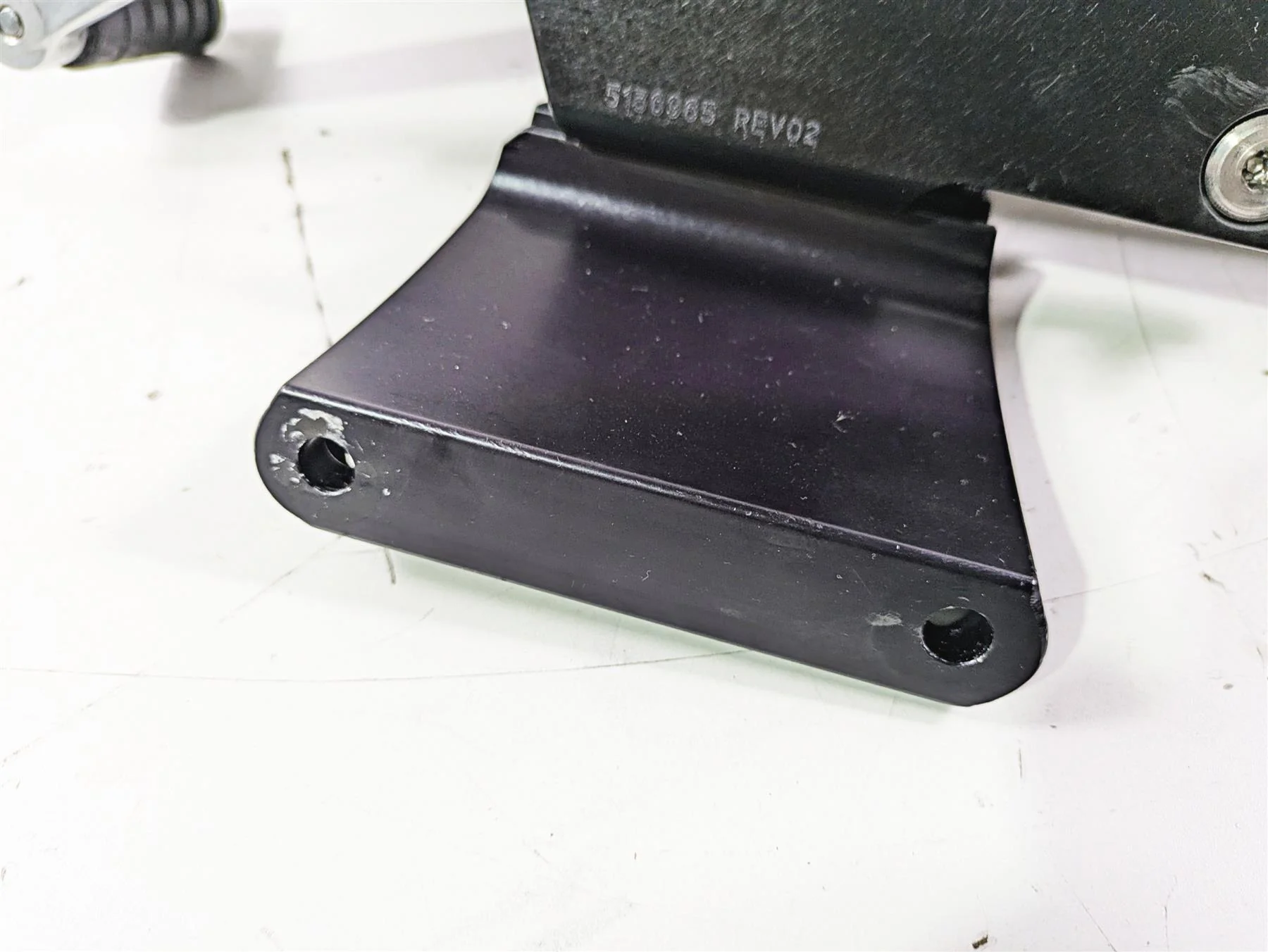 2012 Victory Cross Country Front Right Floorboard & Brake Pedal 5135045 5134178 - Image 9