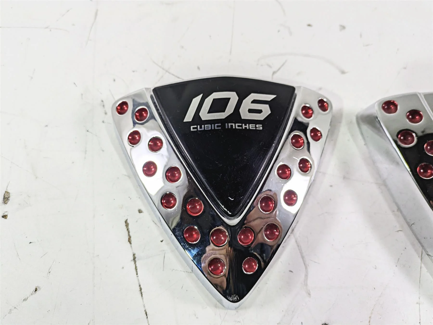 2012 Victory Cross Country Ignition Coil Triangle Side Cover Set 5245659 - Image 6