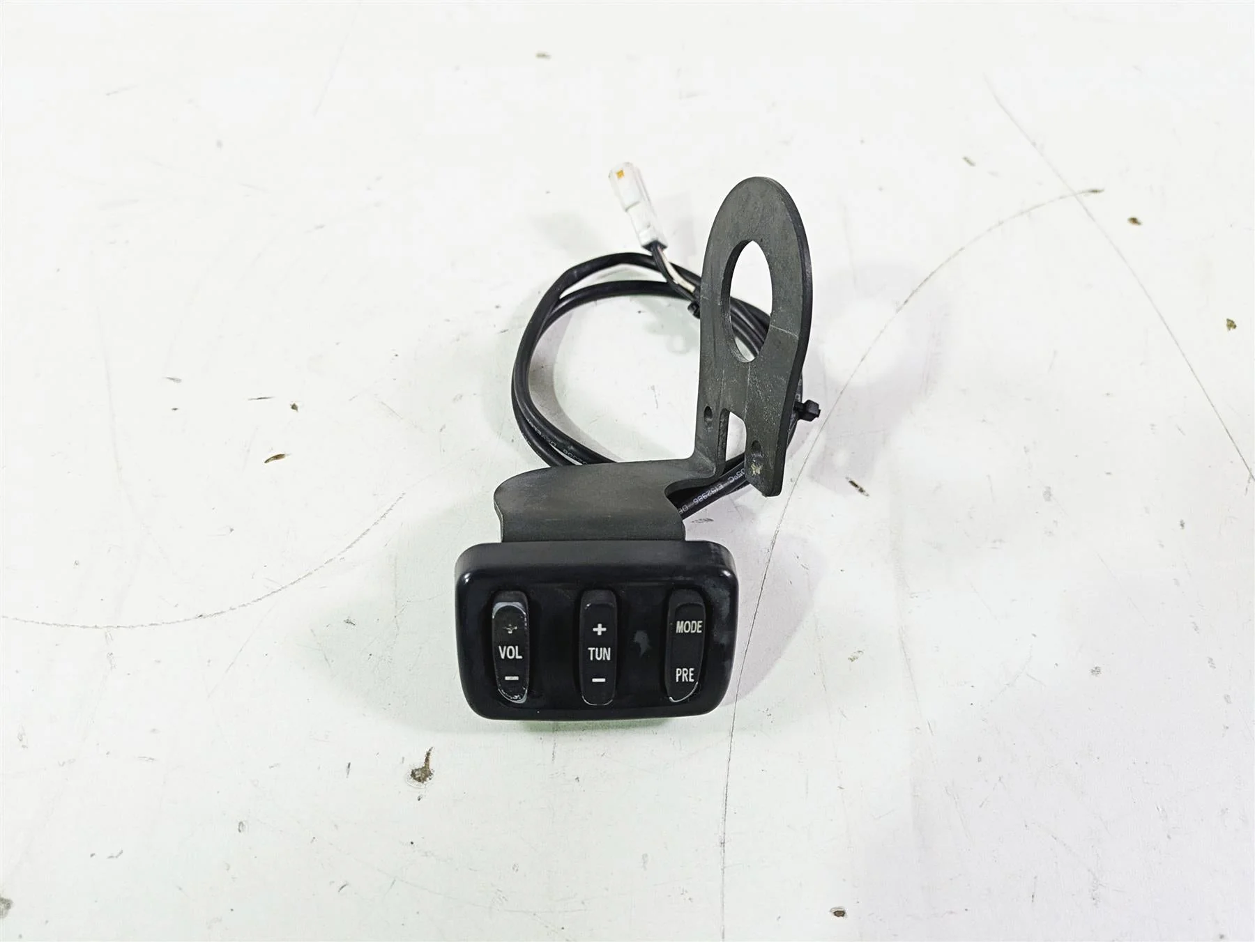 2012 Victory Cross Country Left Hand Radio Control Switch 1017807 - Image 5