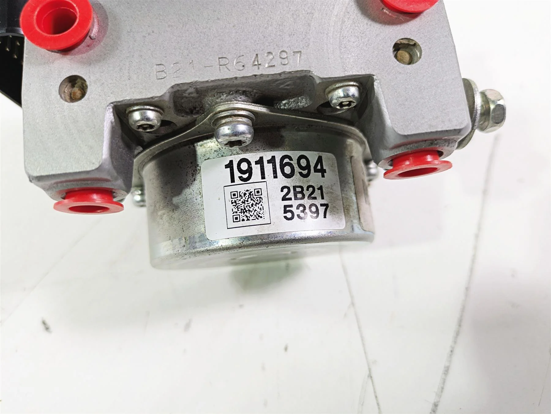 2012 Victory Cross Country Nissin Abs Brake Pump Unit Module 1911694 - Image 5