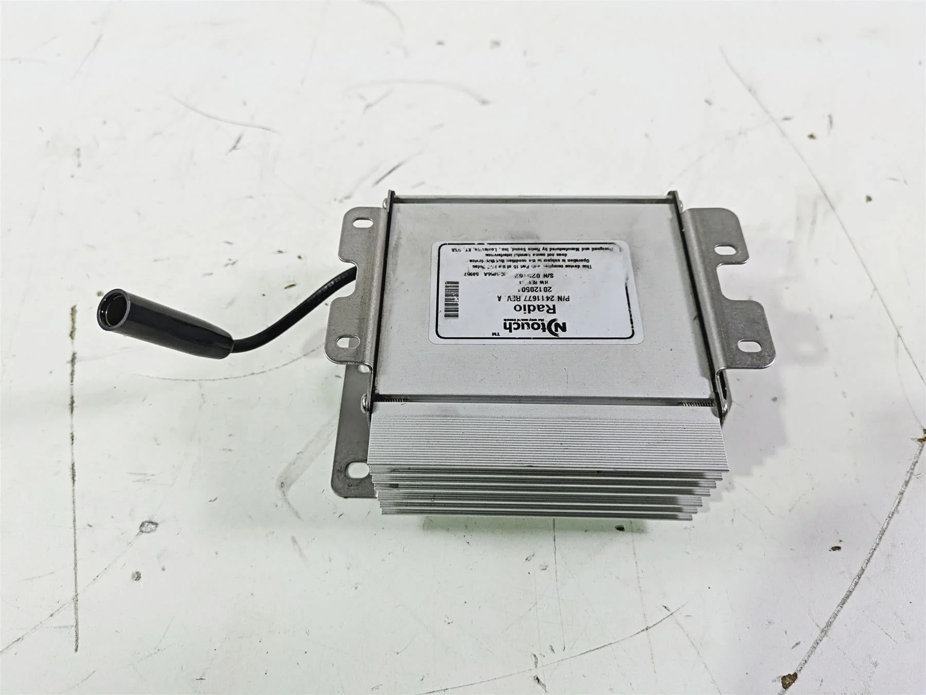 2012 Victory Cross Country Ntouch Amplifier Stereo Module 2411677 - Image 3