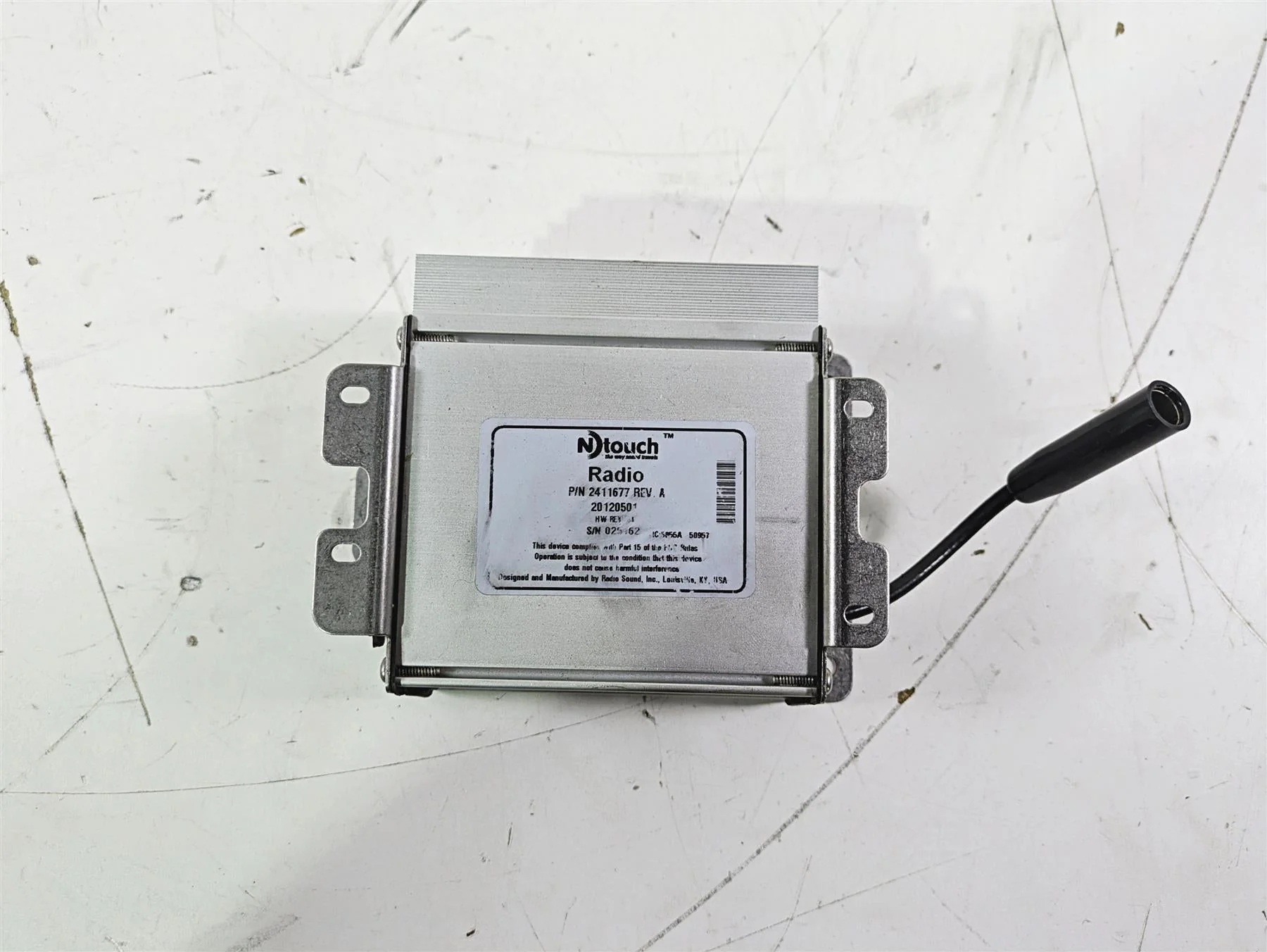 2012 Victory Cross Country Ntouch Amplifier Stereo Module 2411677 - Image 5