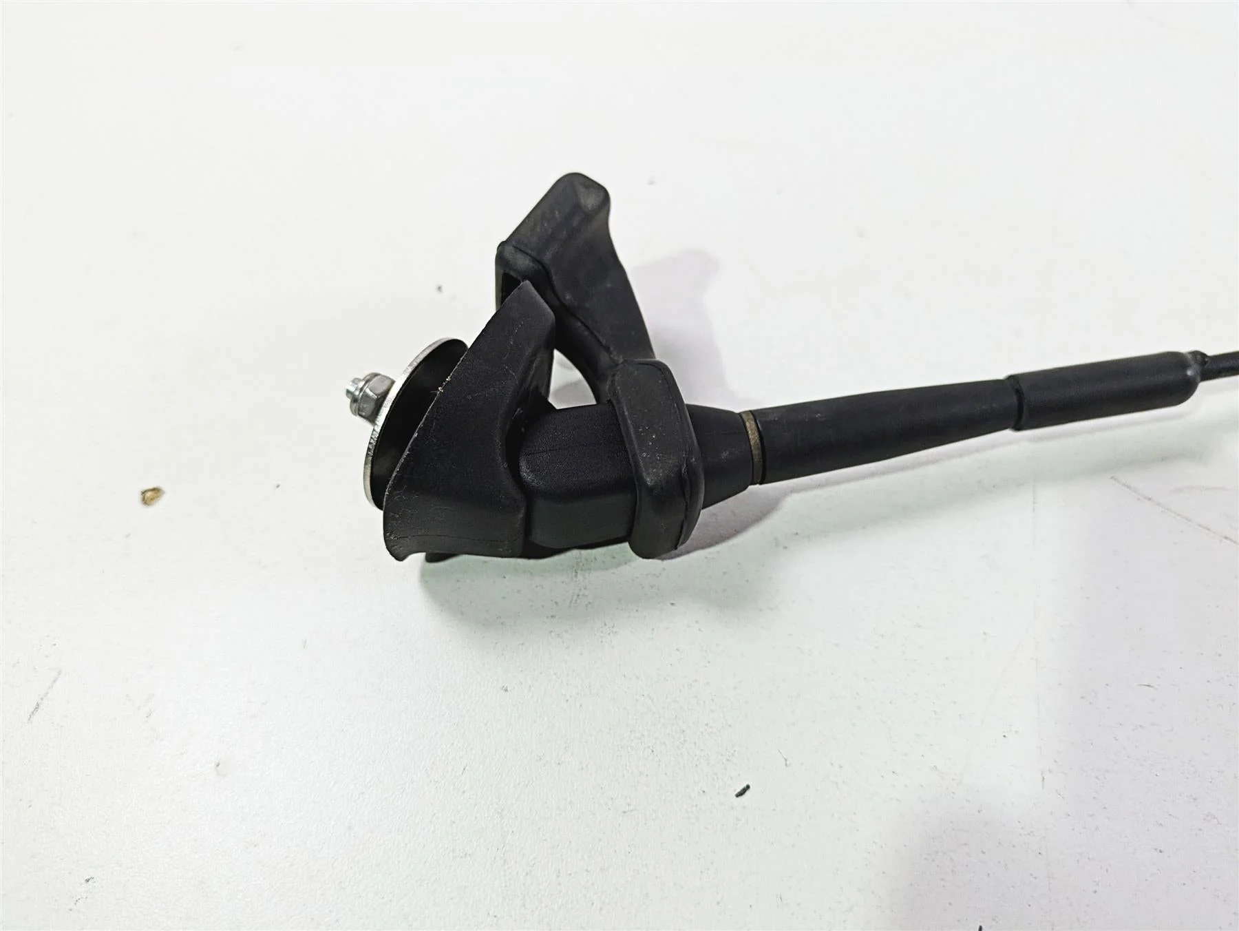 2012 Victory Cross Country Radio Antenna Mast & Mount Set 4012213 - Image 9