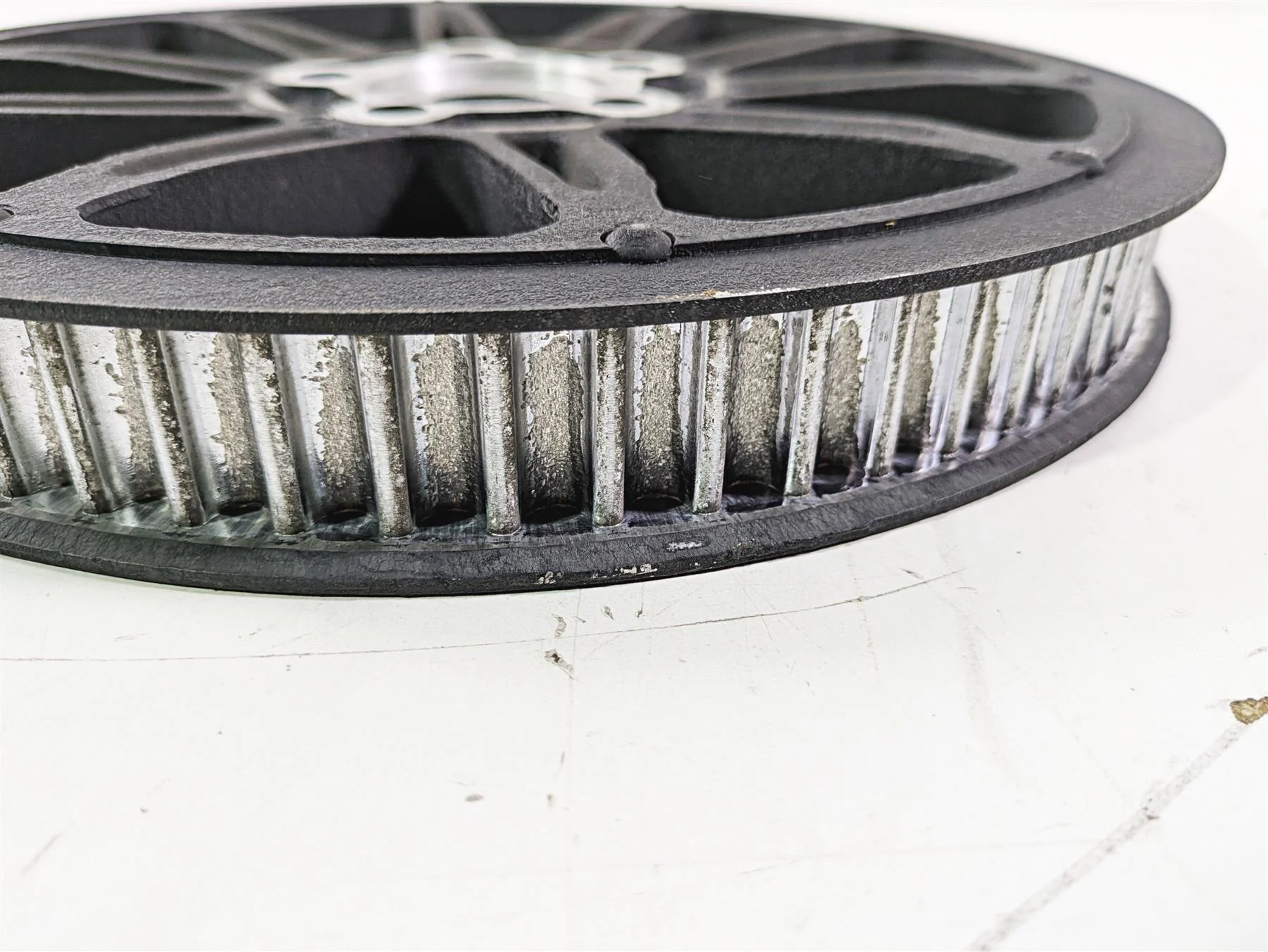 2012 Victory Cross Country Rear Drive Belt Pulley Sprocket 70T 28mm 1332399 - Image 11