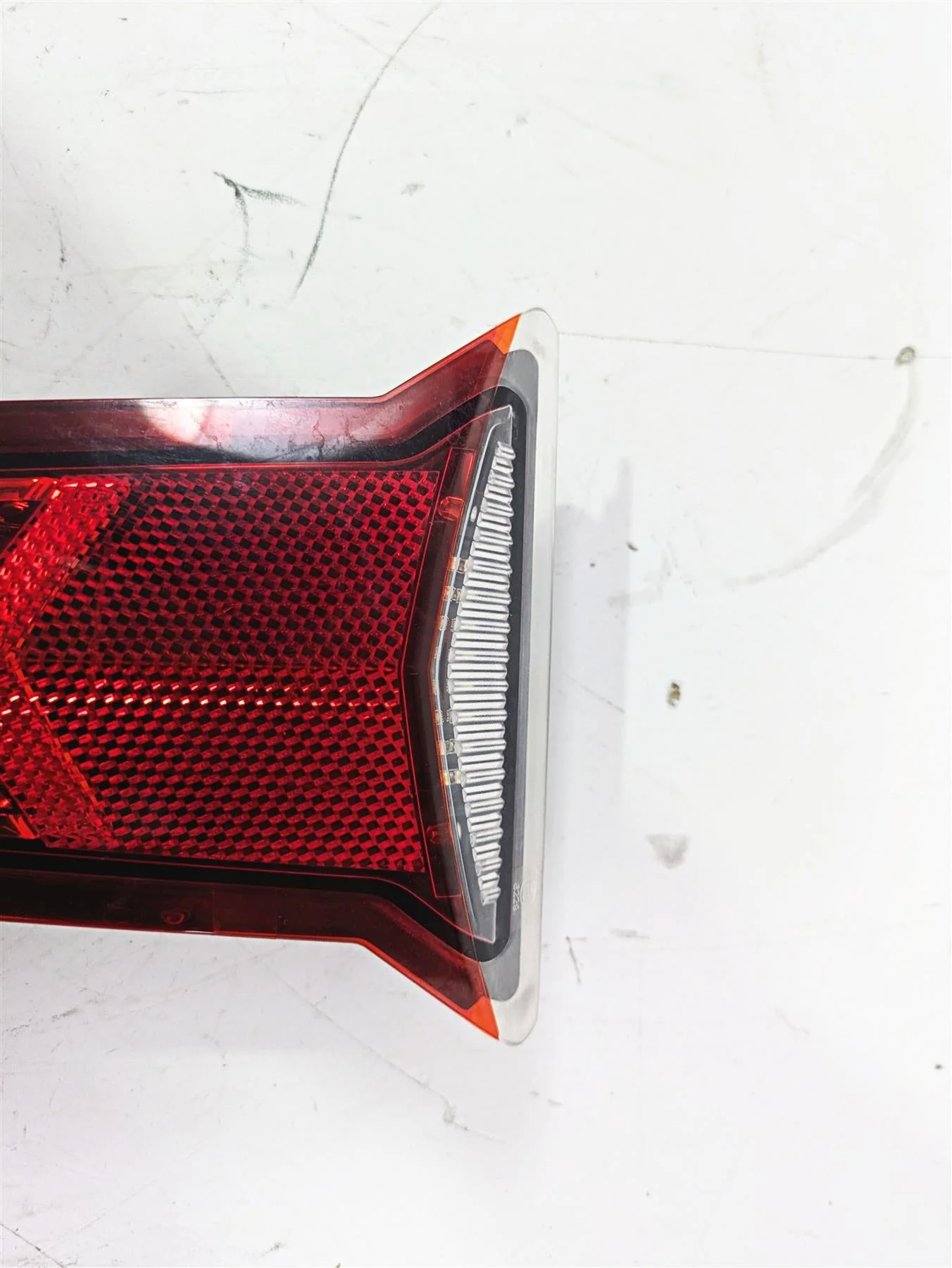 2012 Victory Cross Country Rear Taillight Tail Light Lamp 2411623 - Image 9