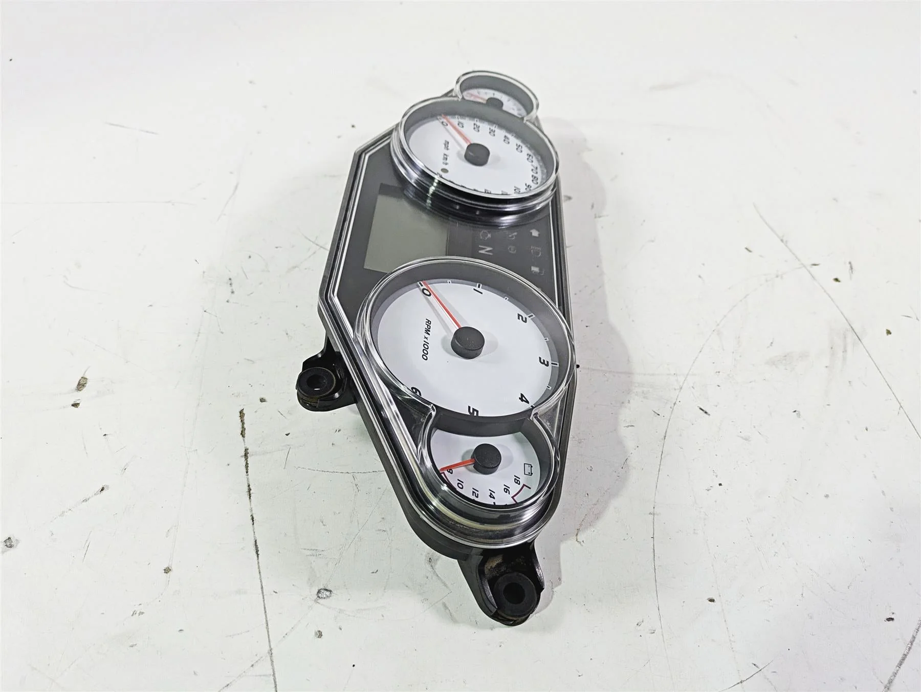 2012 Victory Cross Country Speedometer Gauges Instrument 46k 3280544 3280710 - Image 3