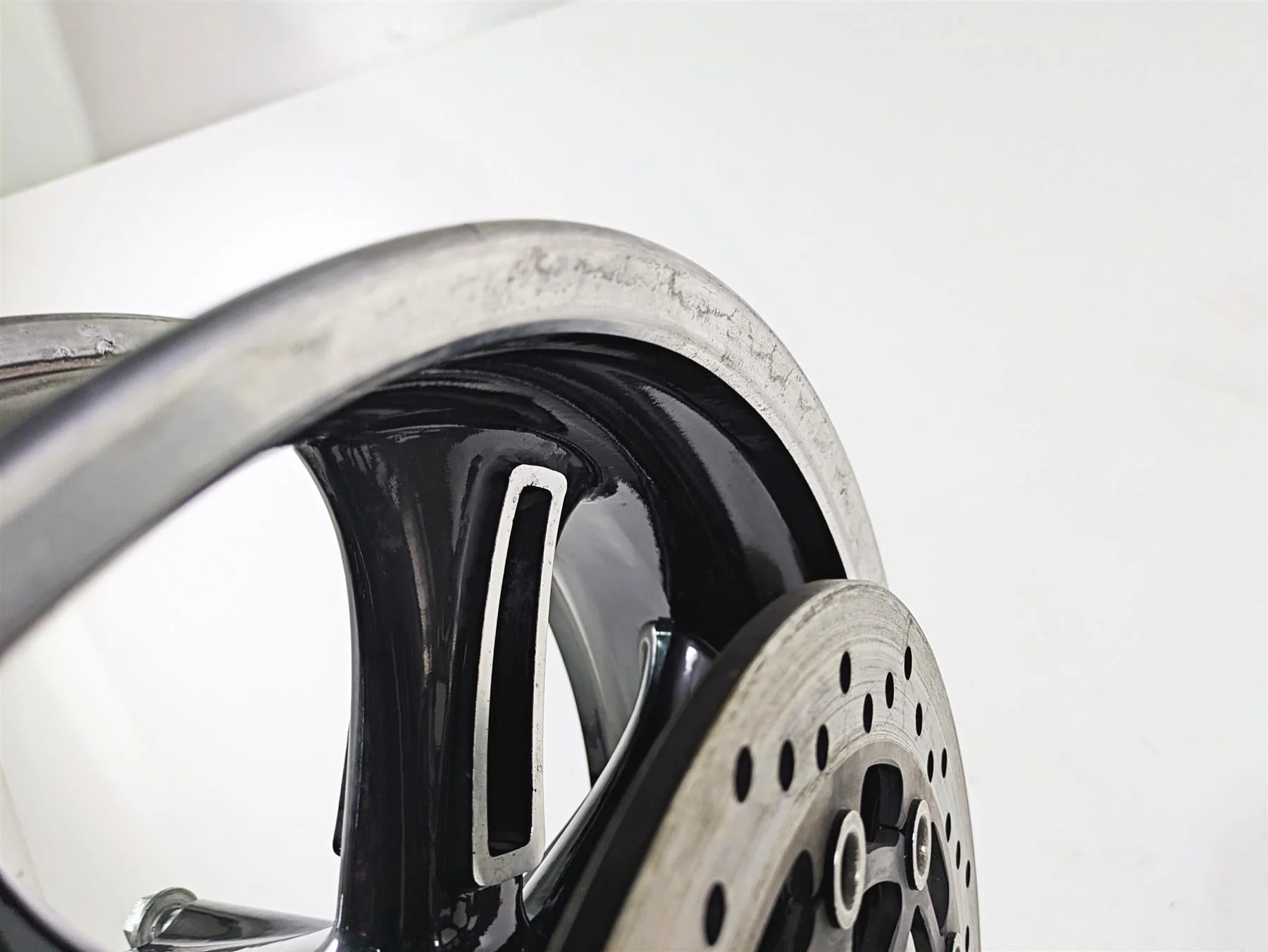 2012 Victory Cross Country Straight 16x5 Rear Wheel Rim 1521384 - Image 9