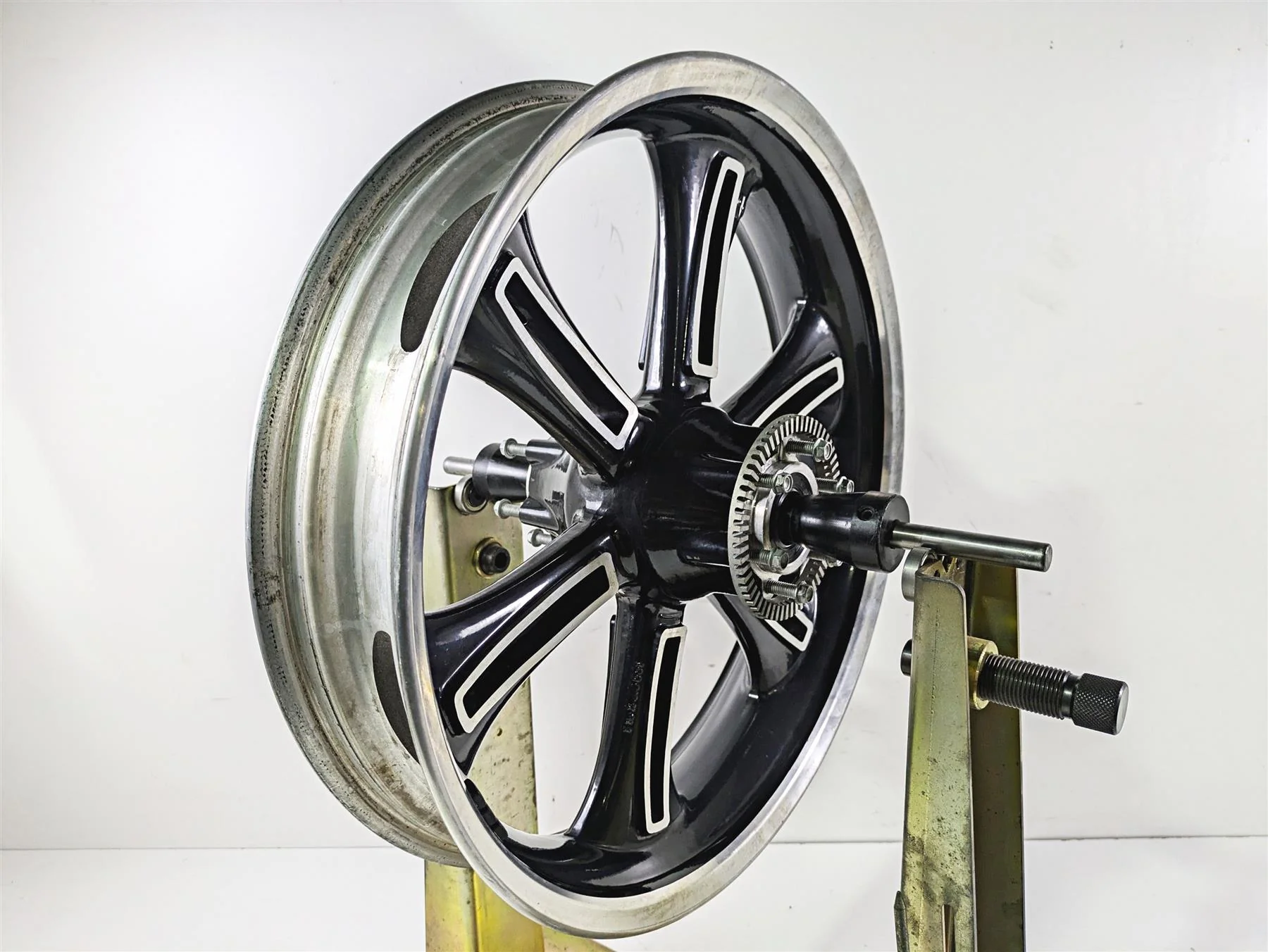 2012 Victory Cross Country Straight 18x3.5 Front Wheel Rim 1521383 - Image 11