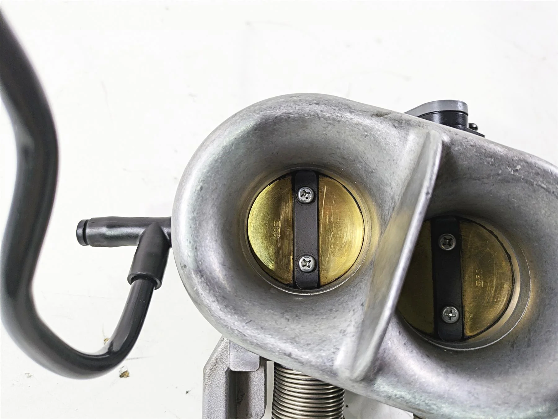 2012 Victory Cross Country Throttle Body Fuel Injection Set 1204320 1205085 - Image 7