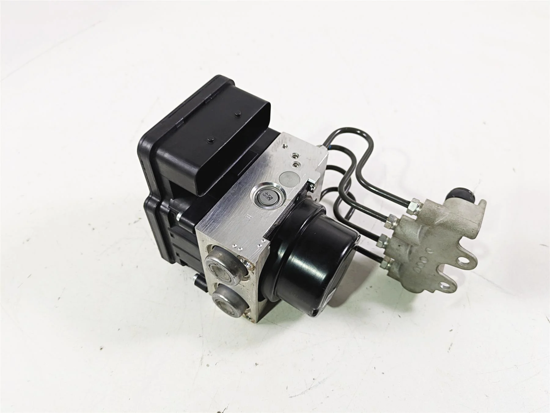 2012 Yamaha XT1200 Super Tenere Abs Brake Unit Module 23P-85930-09-00 - Image 12