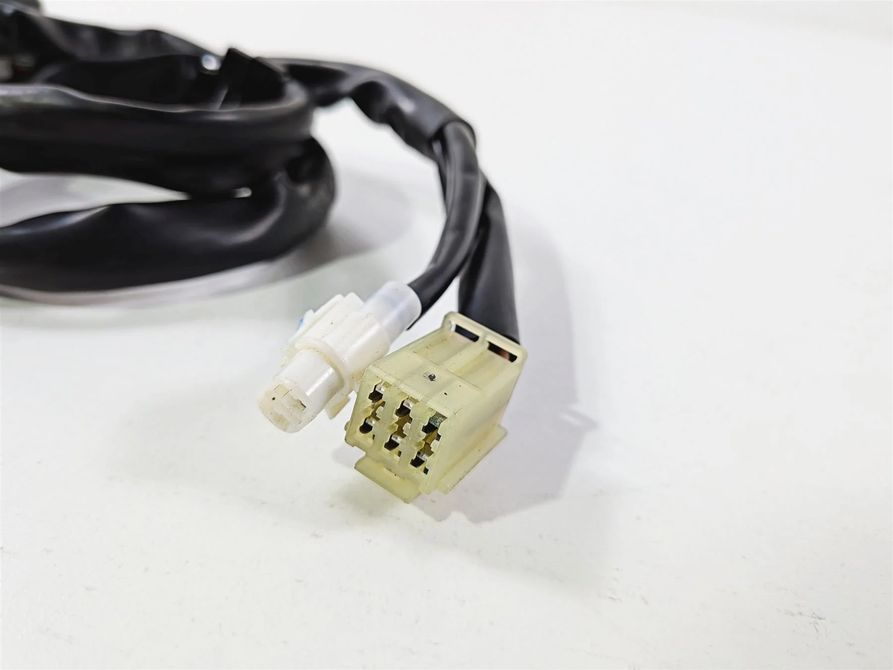 2012 Yamaha XT1200 Super Tenere Clean Right Hand Control Switch 23P-83963-00-00 - Image 11