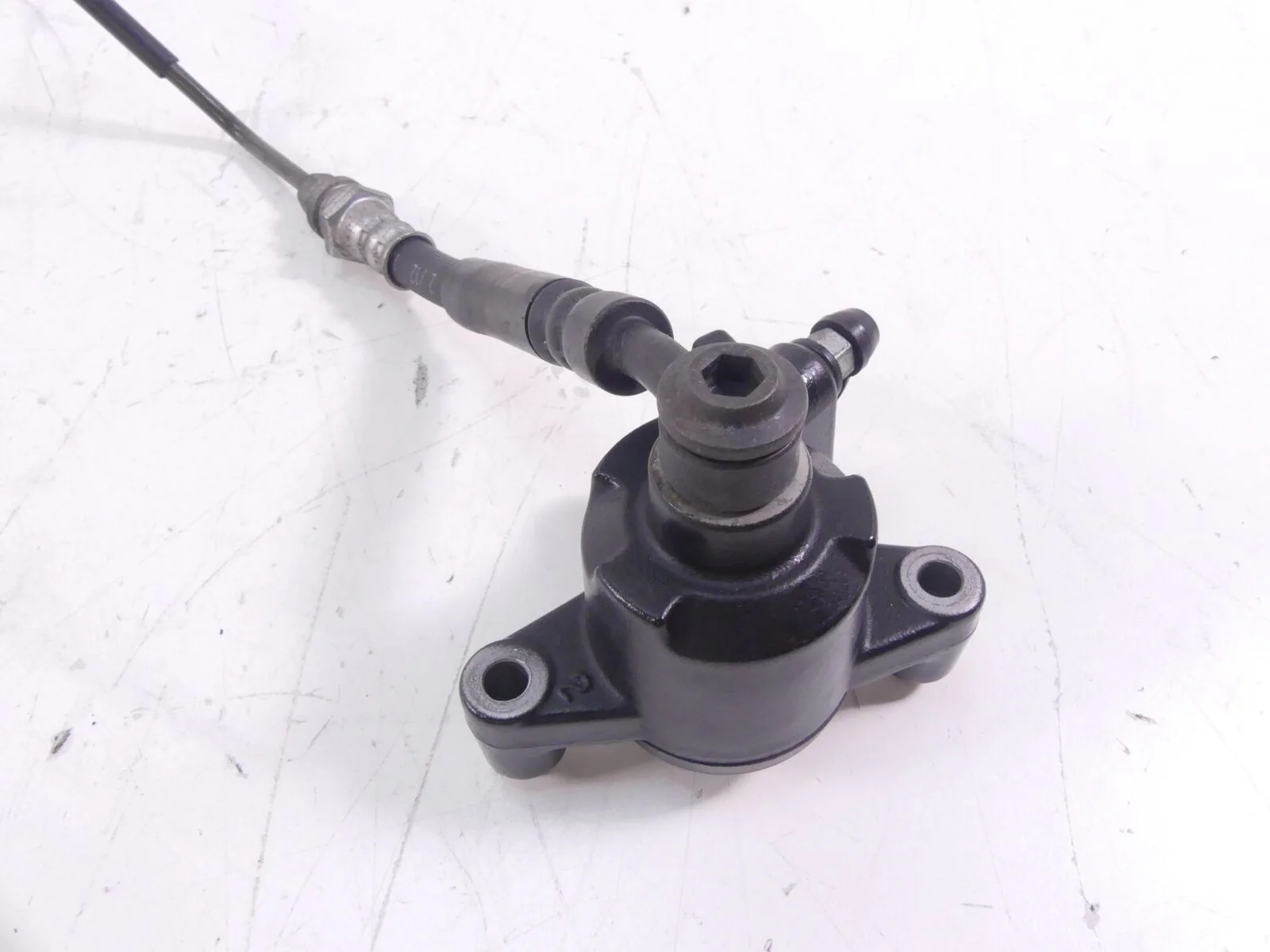 2012 Yamaha XT1200 Super Tenere Clutch Slave Cylinder & Line 23P-16381-00-00 - Image 3