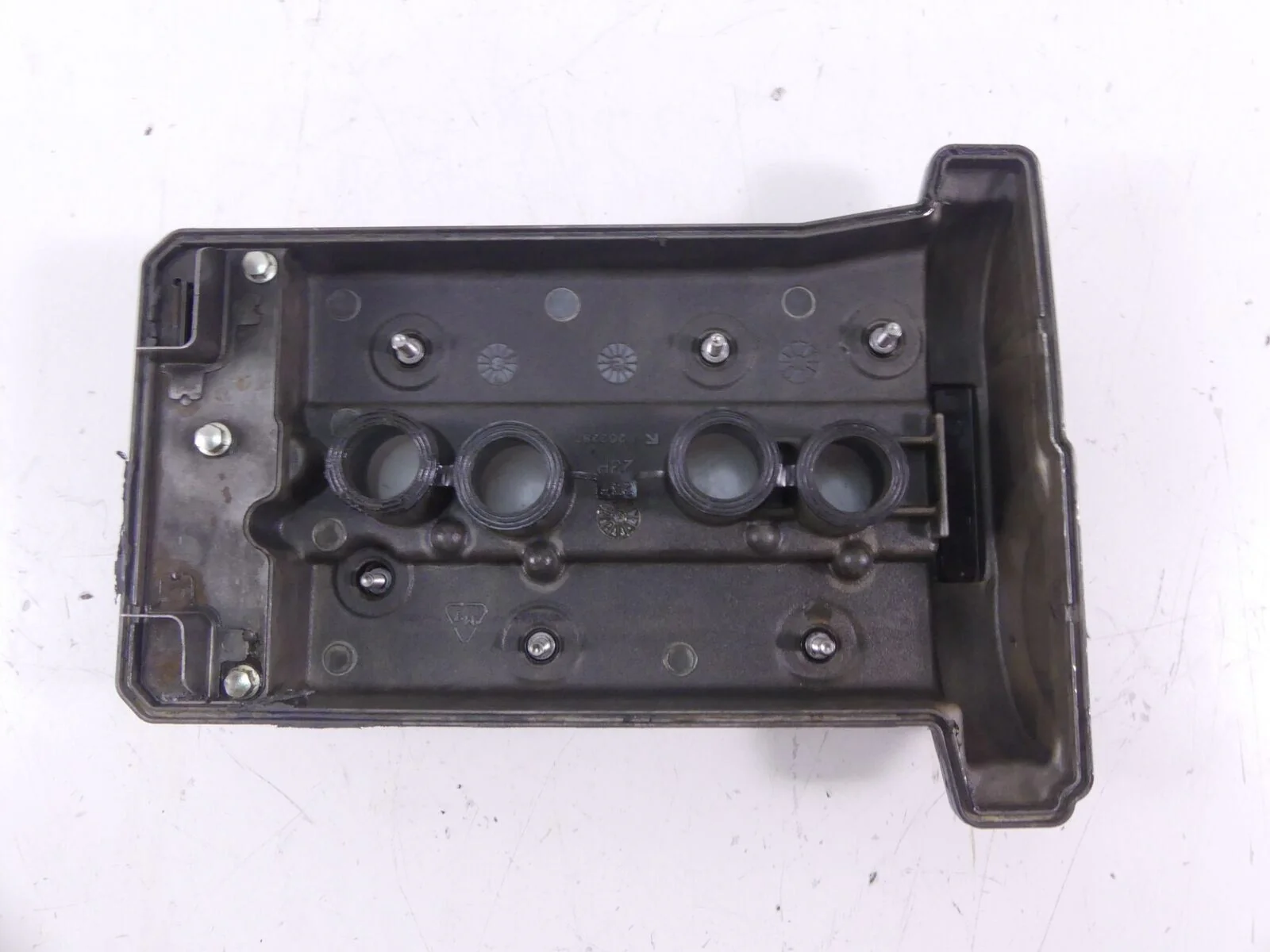 2012 Yamaha XT1200 Super Tenere Cylinder Head Valve Cover 23P-11190-00-00 - Image 5