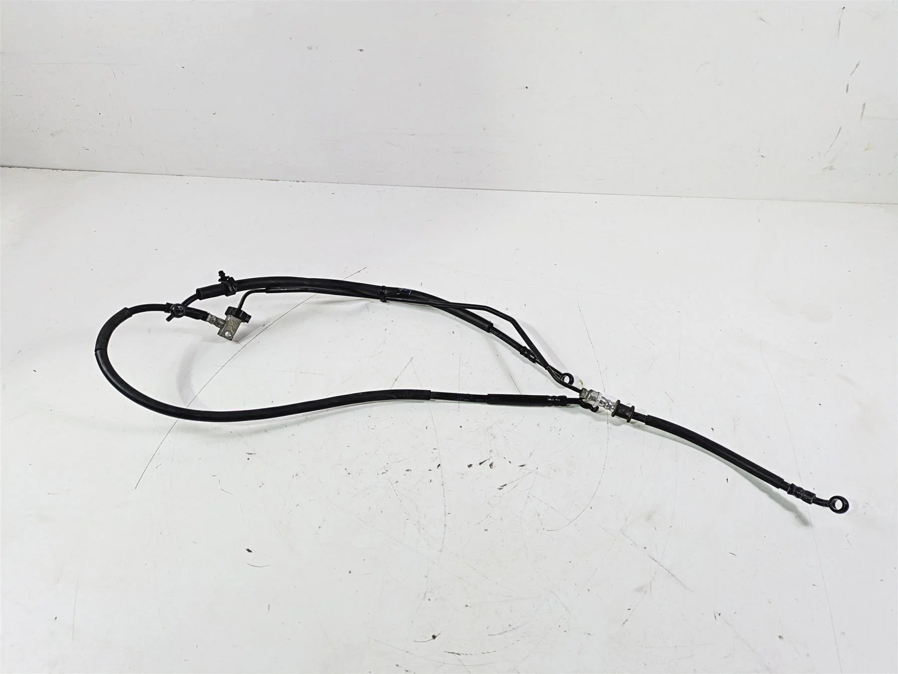 2012 Yamaha XT1200 Super Tenere Front Abs Brake Line Set 23P-25872-00-00 - Image 6