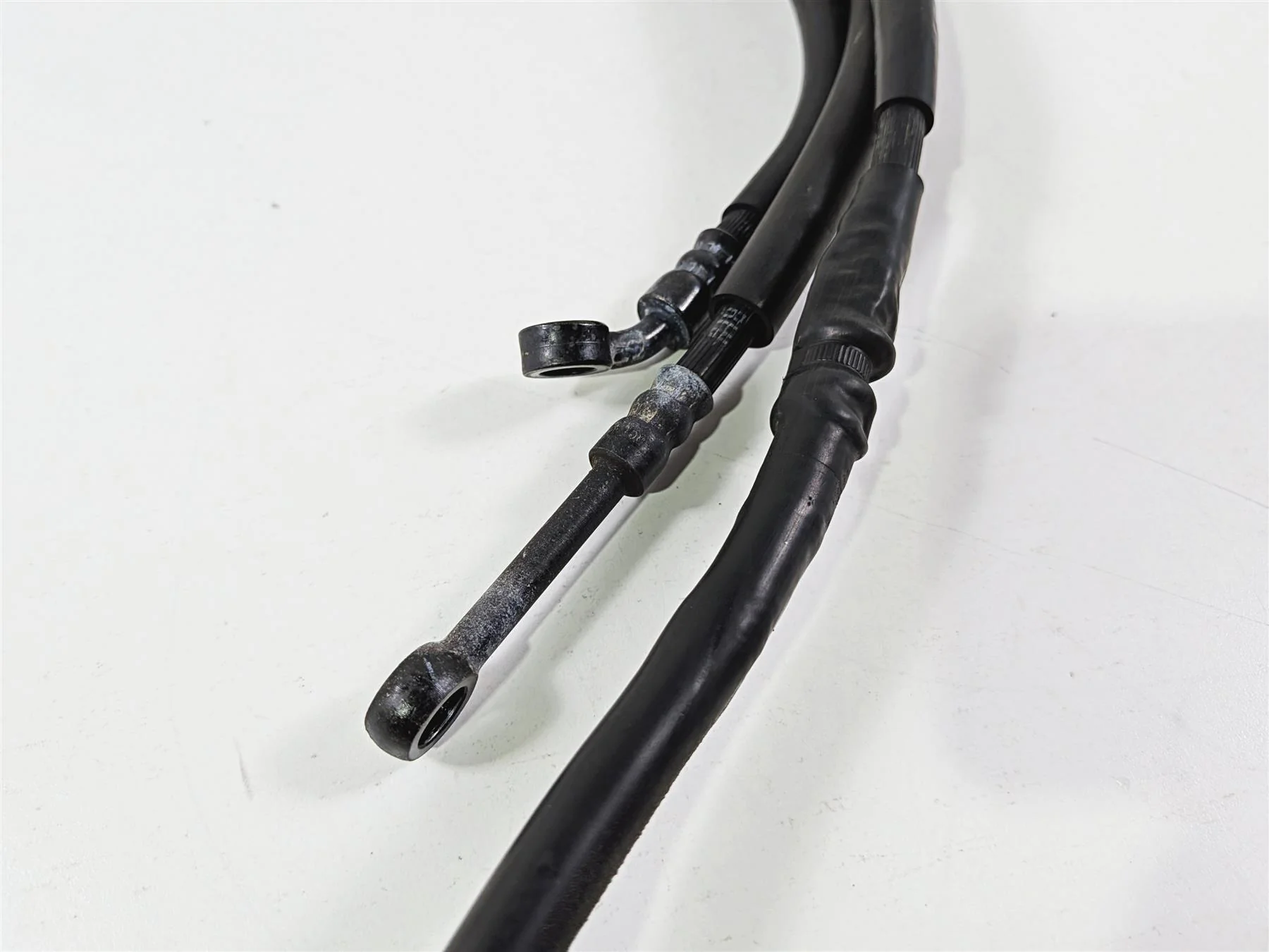 2012 Yamaha XT1200 Super Tenere Front Abs Brake Line Set 23P-25872-00-00 - Image 4