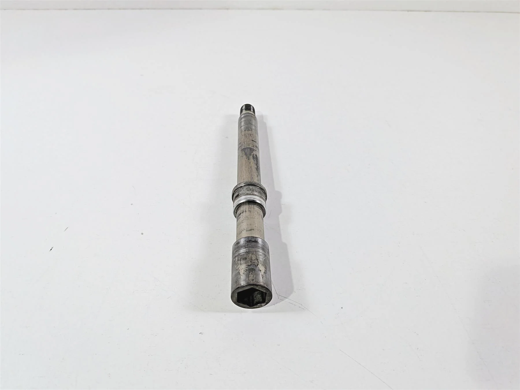 2012 Yamaha XT1200 Super Tenere Front Axle Wheel Spindle 22mm 4XV-25181-10-00 - Image 4