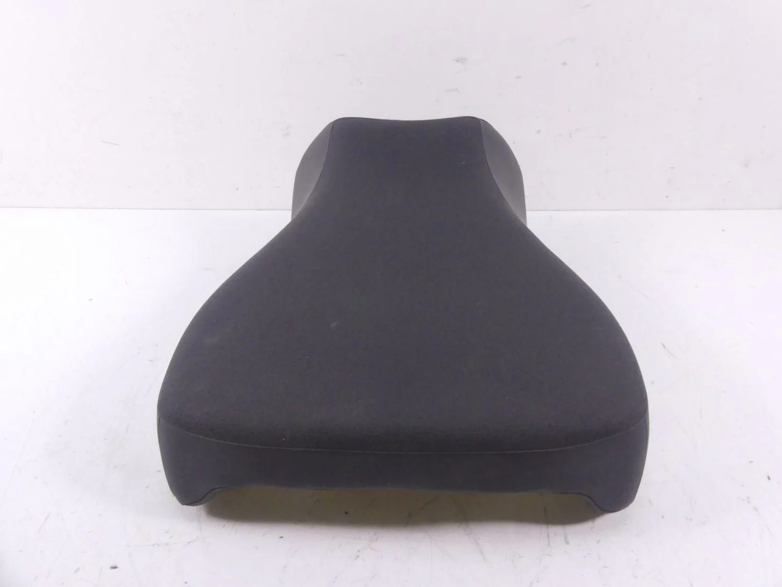 2012 Yamaha XT1200 Super Tenere Front Rider Driver Saddle Seat 23P-24710-11-00 - Image 4