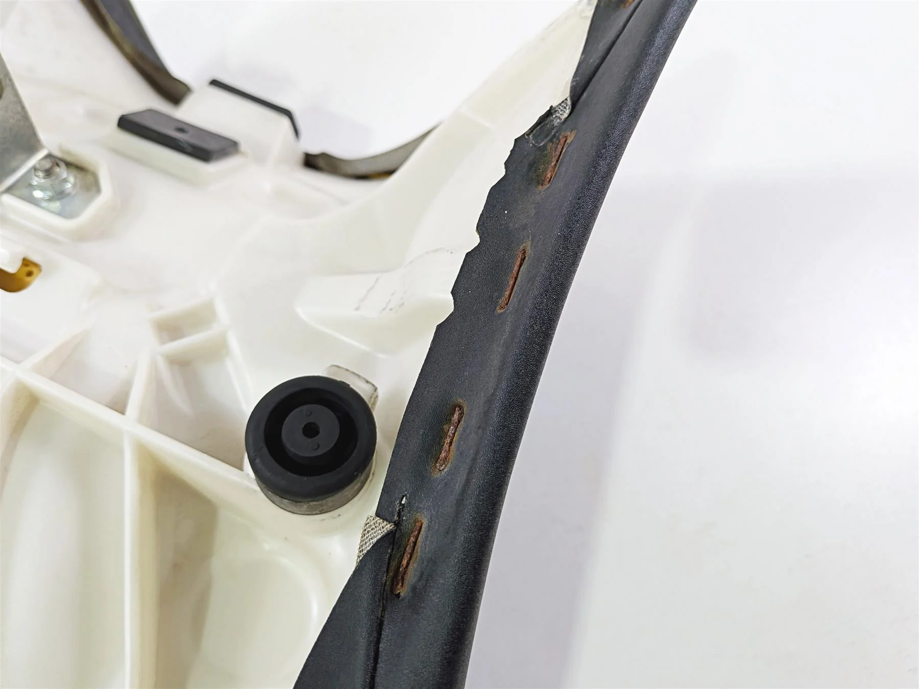 2012 Yamaha XT1200 Super Tenere Front Seat Saddle 23P-24710-10-00 23P-24710-11 - Image 10