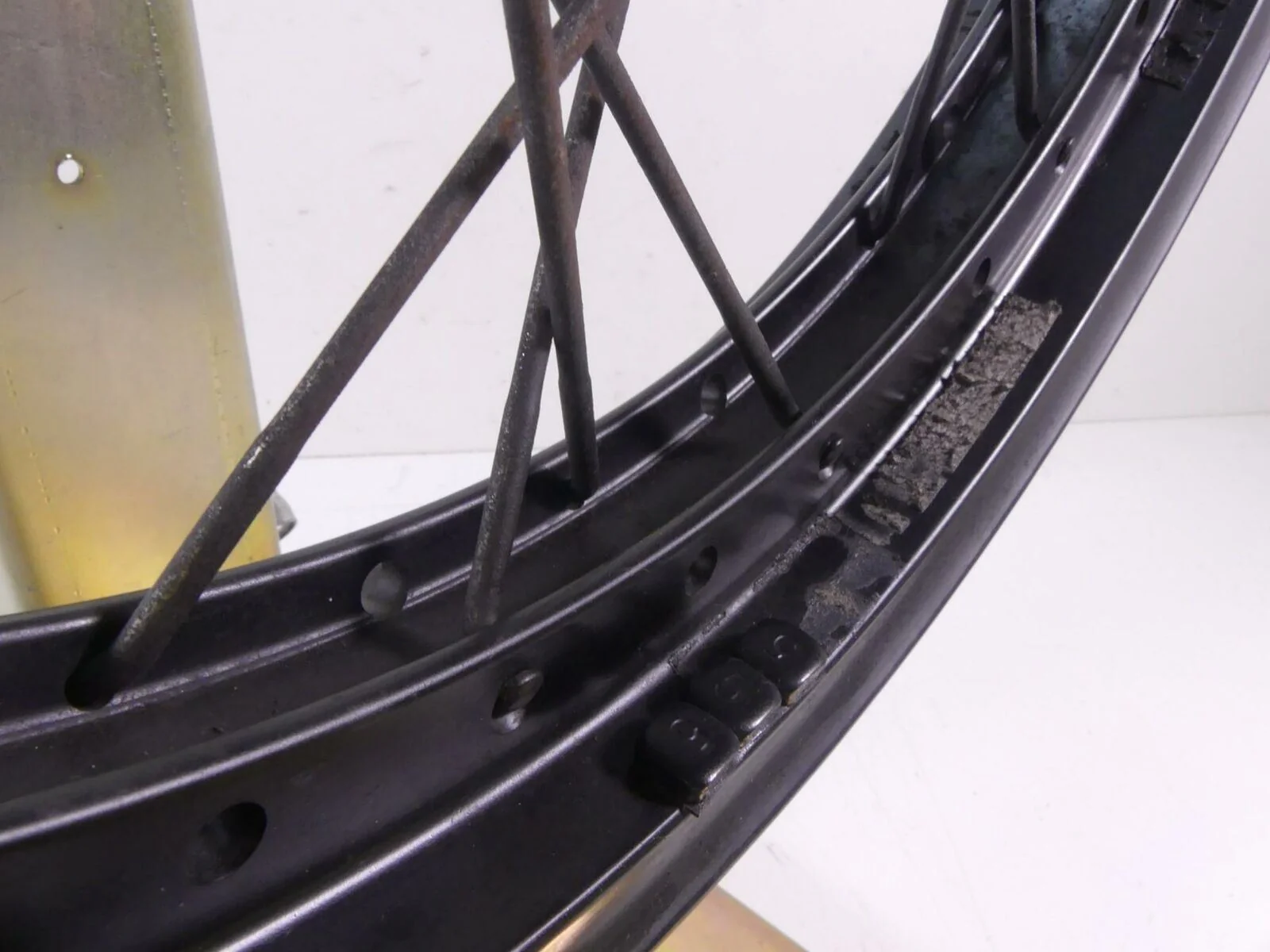 2012 Yamaha XT1200 Super Tenere Front Straight Rim Wheel 19x2.5 94425-19003-00 - Image 10