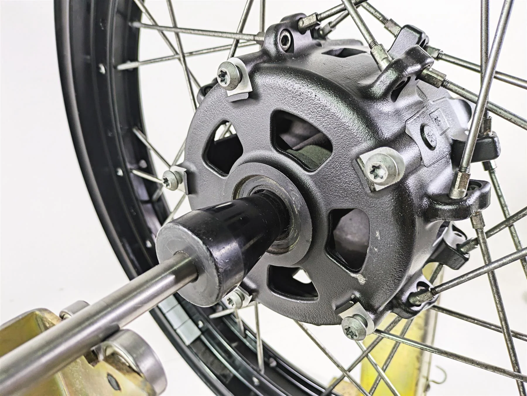 2012 Yamaha XT1200 Super Tenere Front Wheel Rim 19x2.5 Spoke 23P-25111-00-00 - Image 6