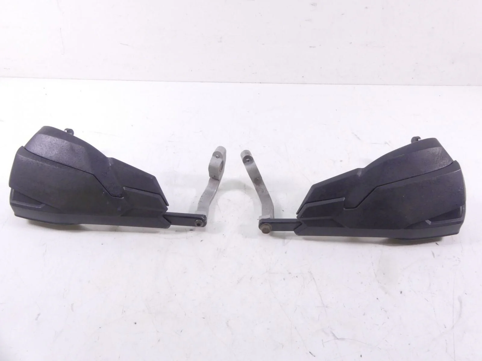 2012 Yamaha XT1200 Super Tenere Hand Protection Guard Set 23P-26142-01-00