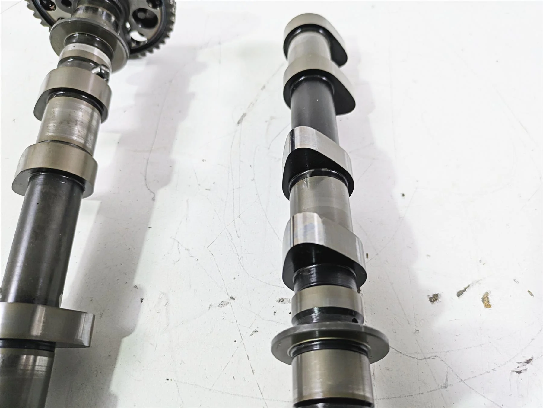 2012 Yamaha XT1200 Super Tenere Inlet Outlet Cams Camshaft Set 23P-12170-00-00 - Image 5