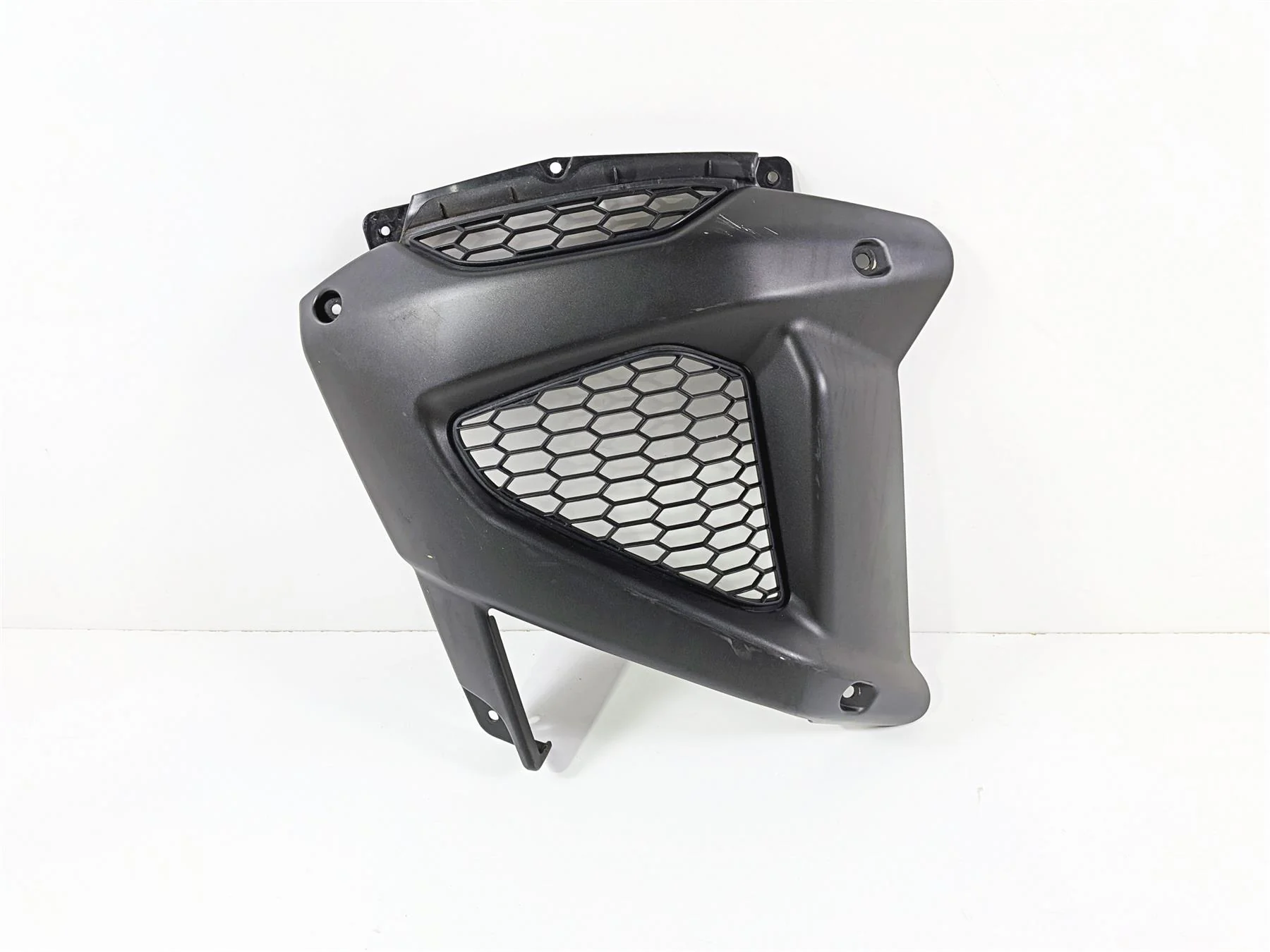 2012 Yamaha XT1200 Super Tenere Left Lower Tank Fairing Cover Set 23P-Y2830-00