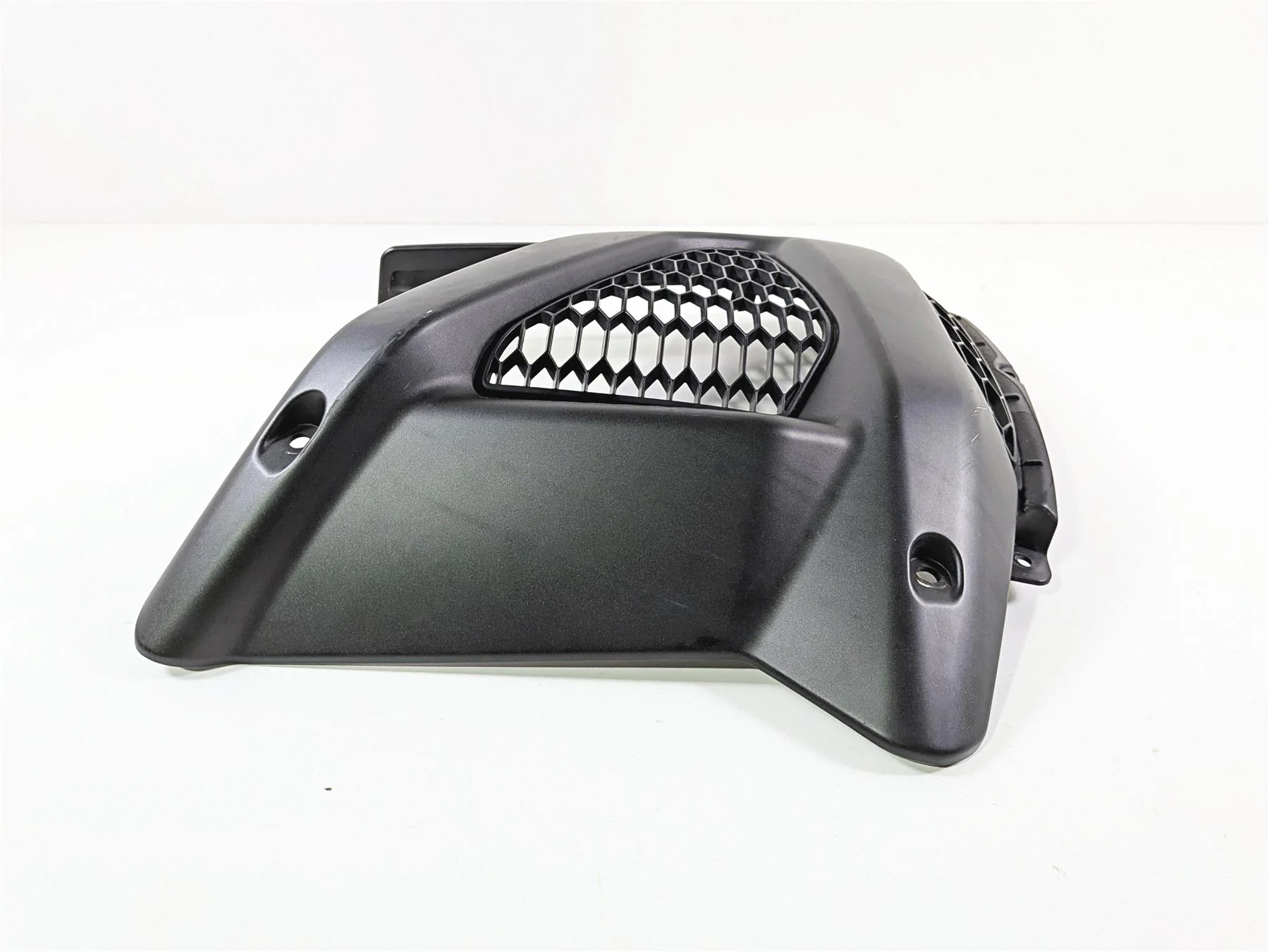 2012 Yamaha XT1200 Super Tenere Left Lower Tank Fairing Cover Set 23P-Y2830-00 - Image 5