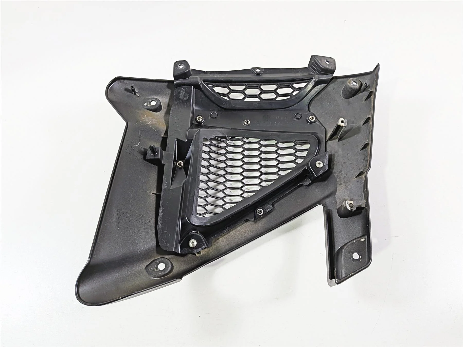 2012 Yamaha XT1200 Super Tenere Left Lower Tank Fairing Cover Set 23P-Y2830-00 - Image 6