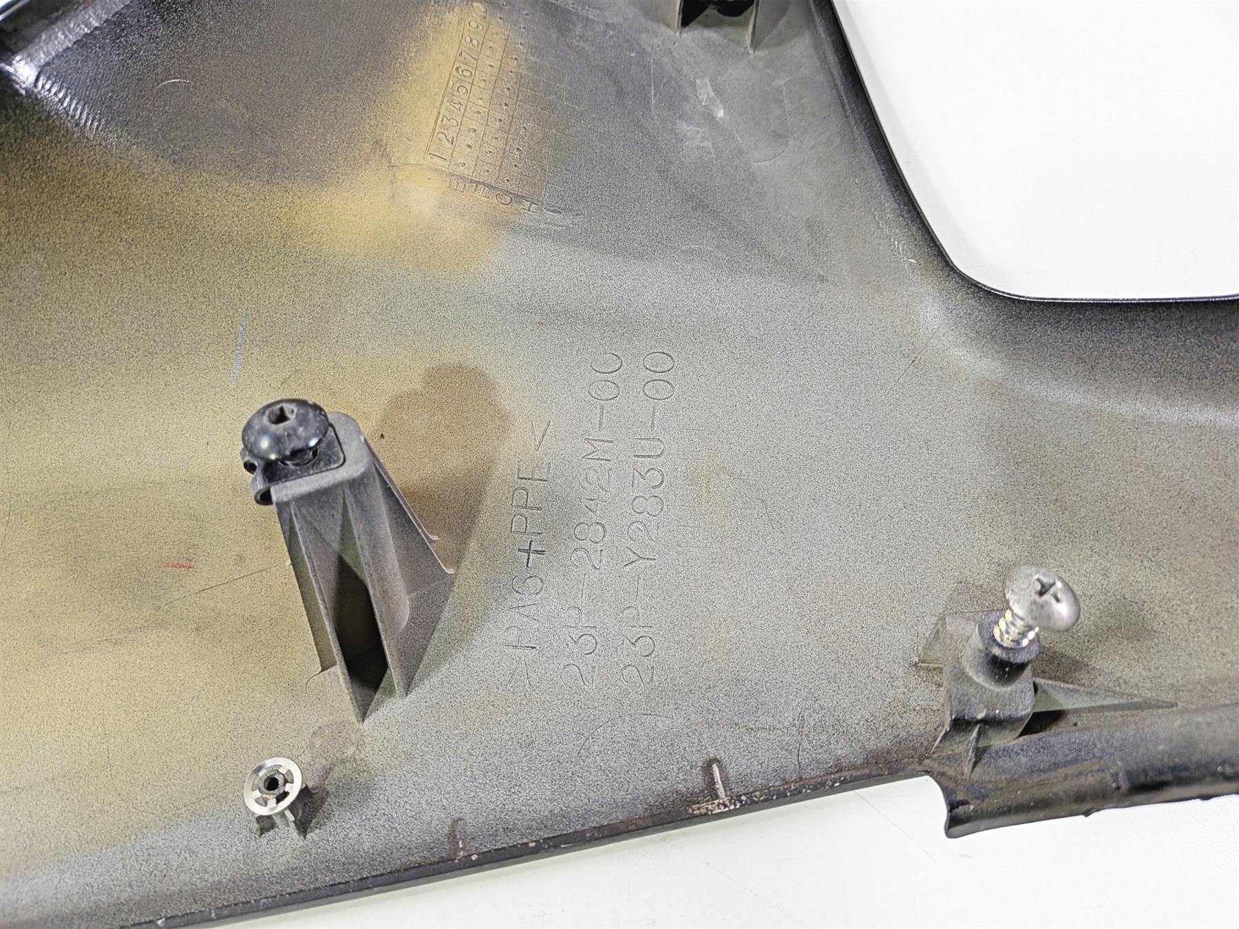 2012 Yamaha XT1200 Super Tenere Left Upper Tank Fairing Cover Set 23P-2842M-00 - Image 7